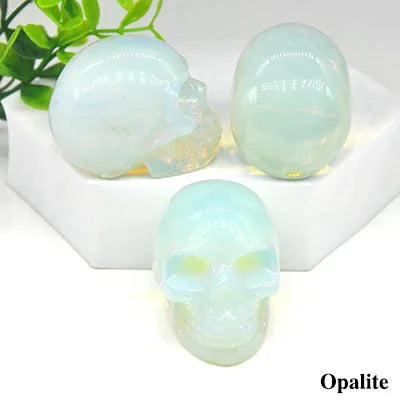 2 Pack Skull Statue - Natural Stone Healing Crystal Hand Carved Home Decor, Wicca Energy Chakra Healing Gem Figurine - Perfect for Meditation, Altar Display & Spiritual Gift Giving