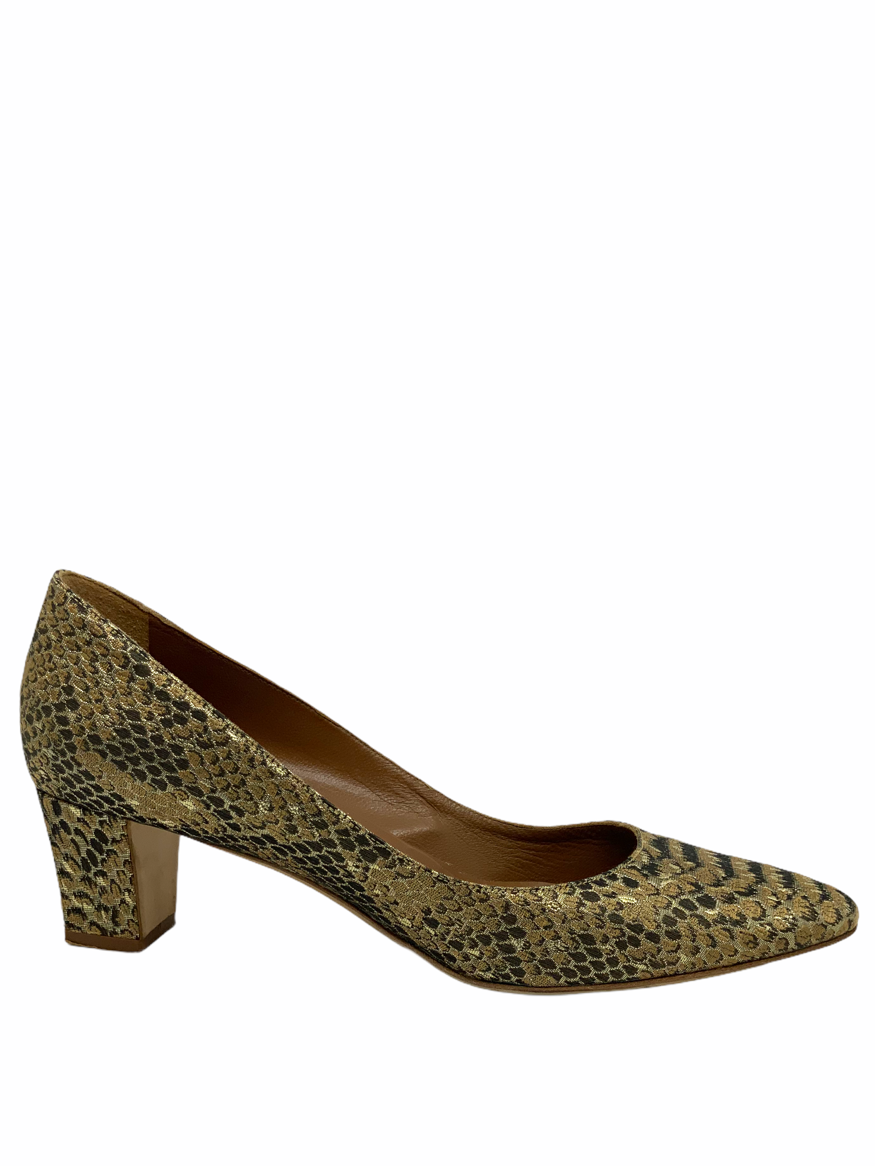 Manolo Blahnik Jacquard Pumps Women's Size 7.5 | Elegant Floral Embroidery Heels for Weddings, Parties & Special Occasions
