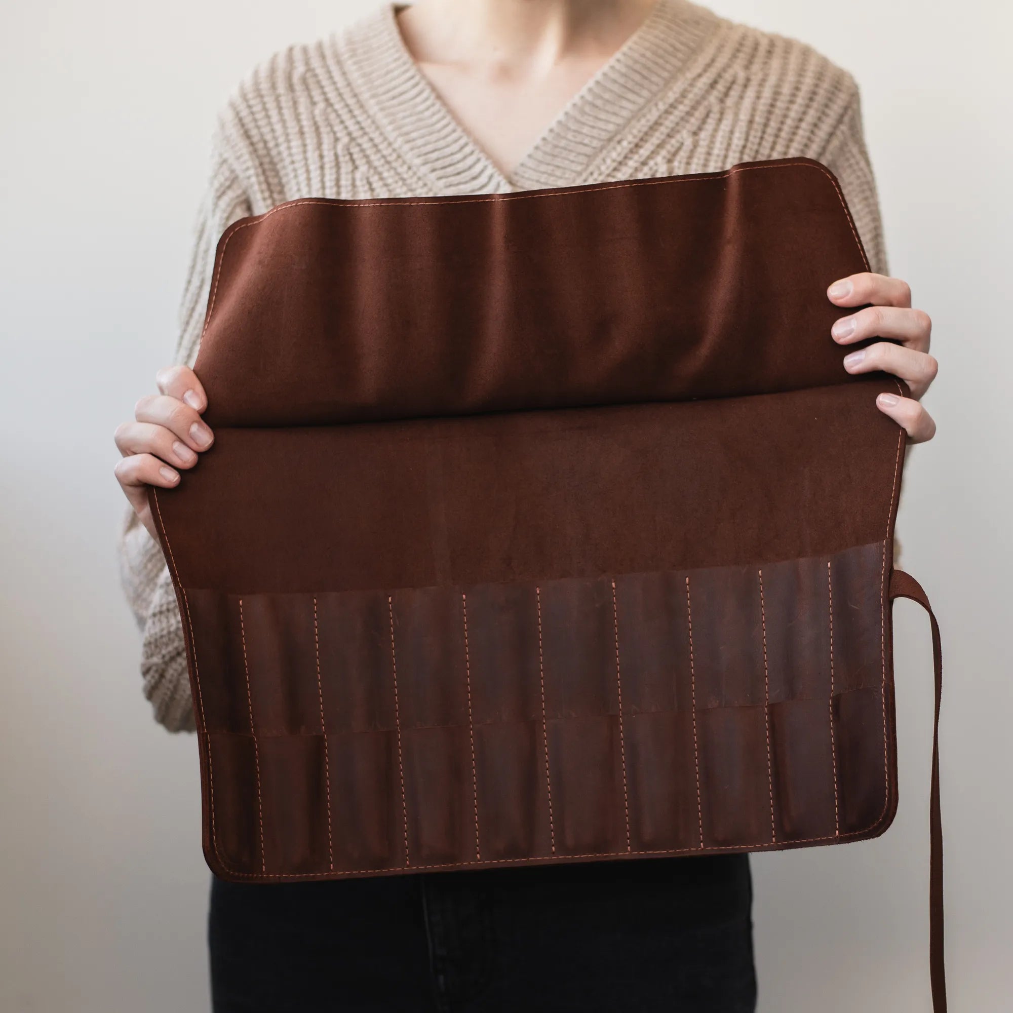 Premium Knitting Needle Organizer Case - Durable Storage for Straight & Circular Needles - Perfect for Knitters, Crocheters & Crafters - Ideal for Travel, Home & Yarn Projects