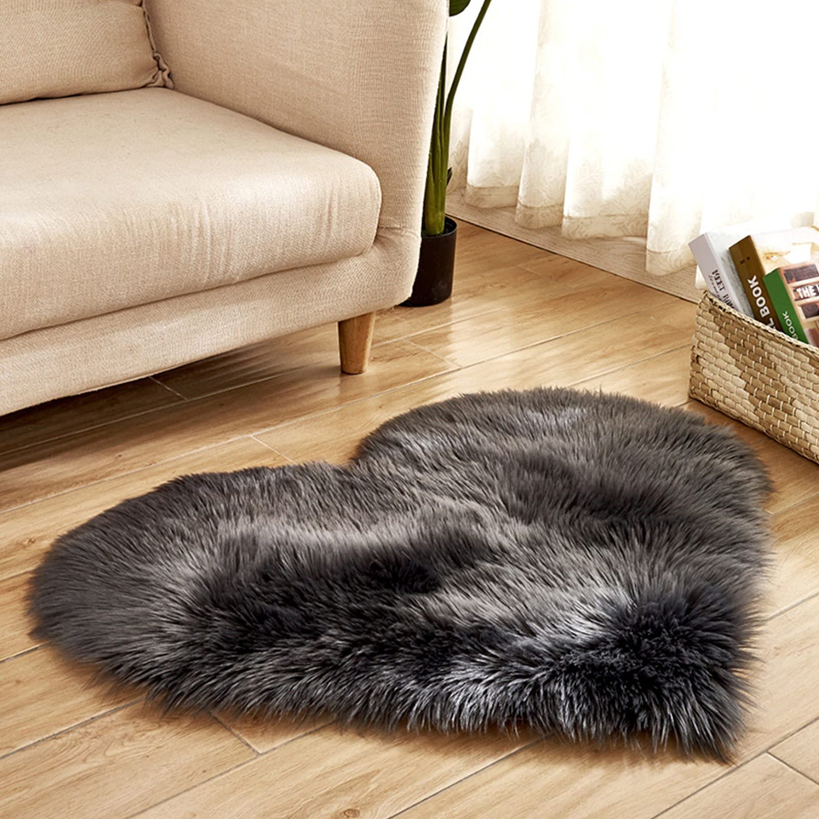 Soft Shaggy Washable Rugs 20x16 Inch - Non-Slip Faux Wool Heart Shaped Bathroom & Kitchen Rug - Modern Home Decor for Bedroom, Living Room (Black) - Perfect for Cozy Spaces & High-Traffic Areas