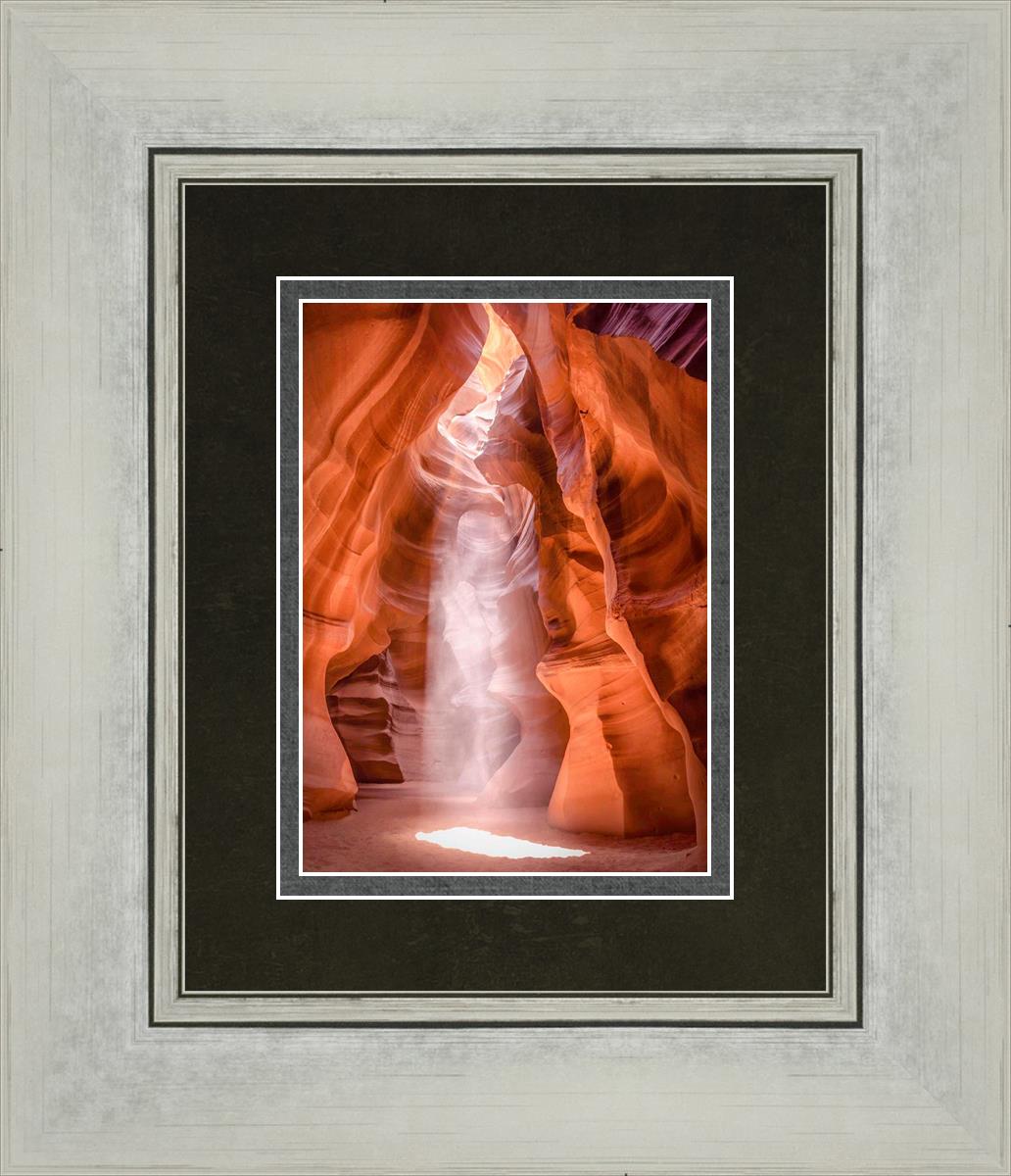 Antelope Canyon Cathedral - Stunning Natural Rock Formation & Photography Spot in Arizona | Perfect for Hiking, Sightseeing & Instagram Travel Photos