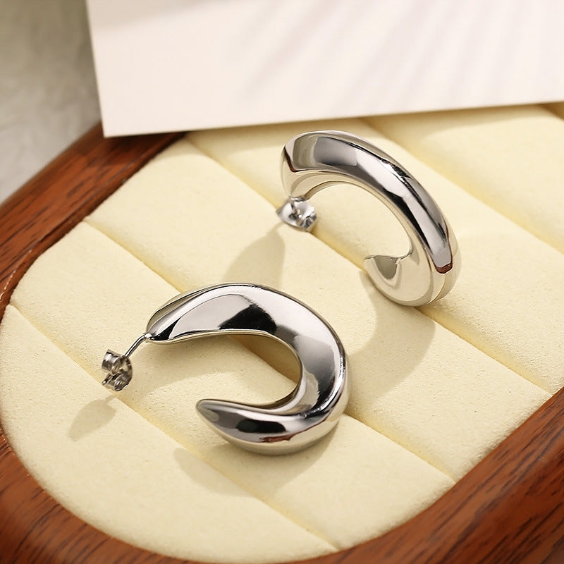 18K Gold Plated Chic C Hoop Earrings for Women - Trendy Minimalist Jewelry Gift | JDE949 | Perfect for Date Night, Office Wear & Special Occasions