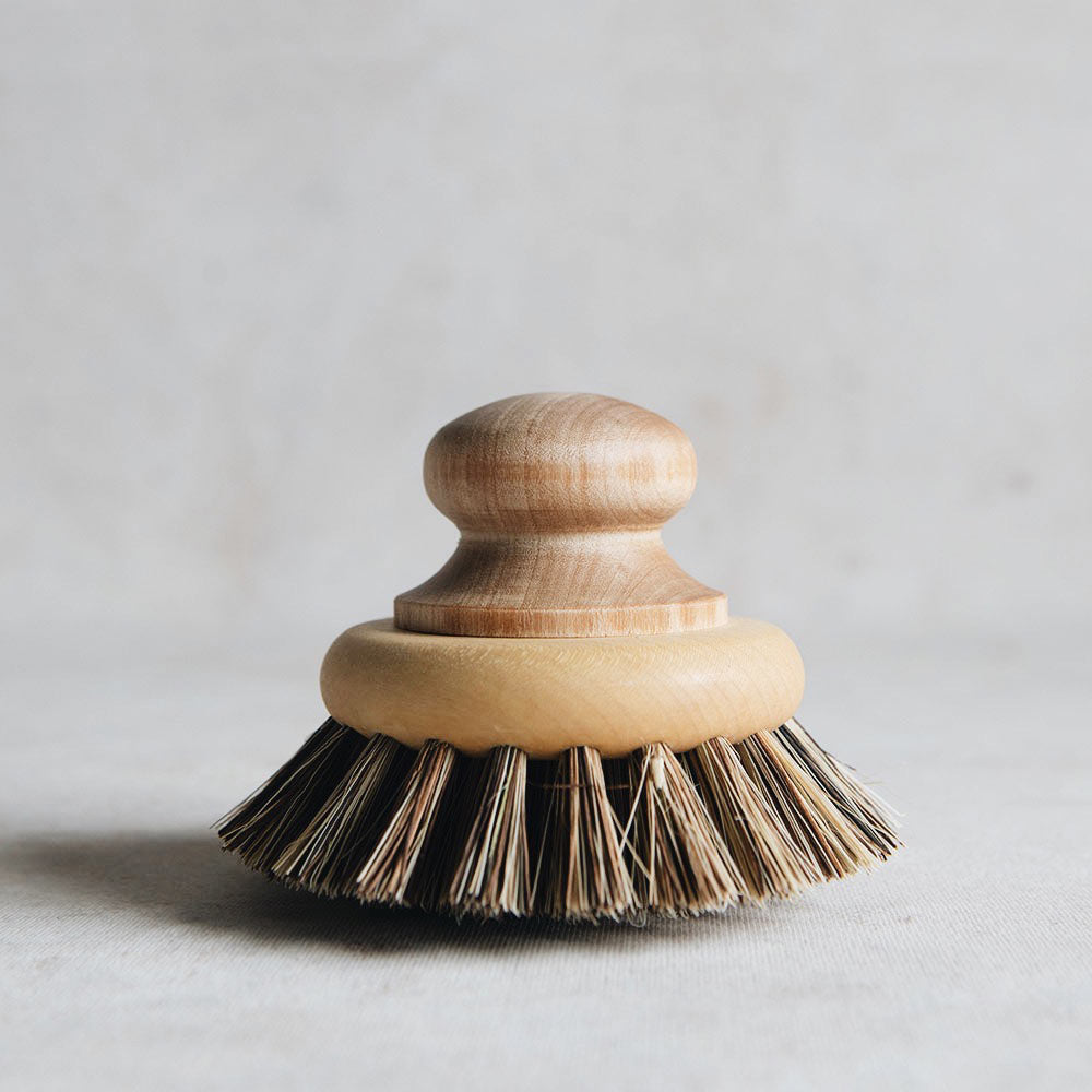 Durable Non-Stick Pan Scrubber with Ergonomic Handle - Perfect for Cleaning Pots, Pans & Cookware in Your Kitchen