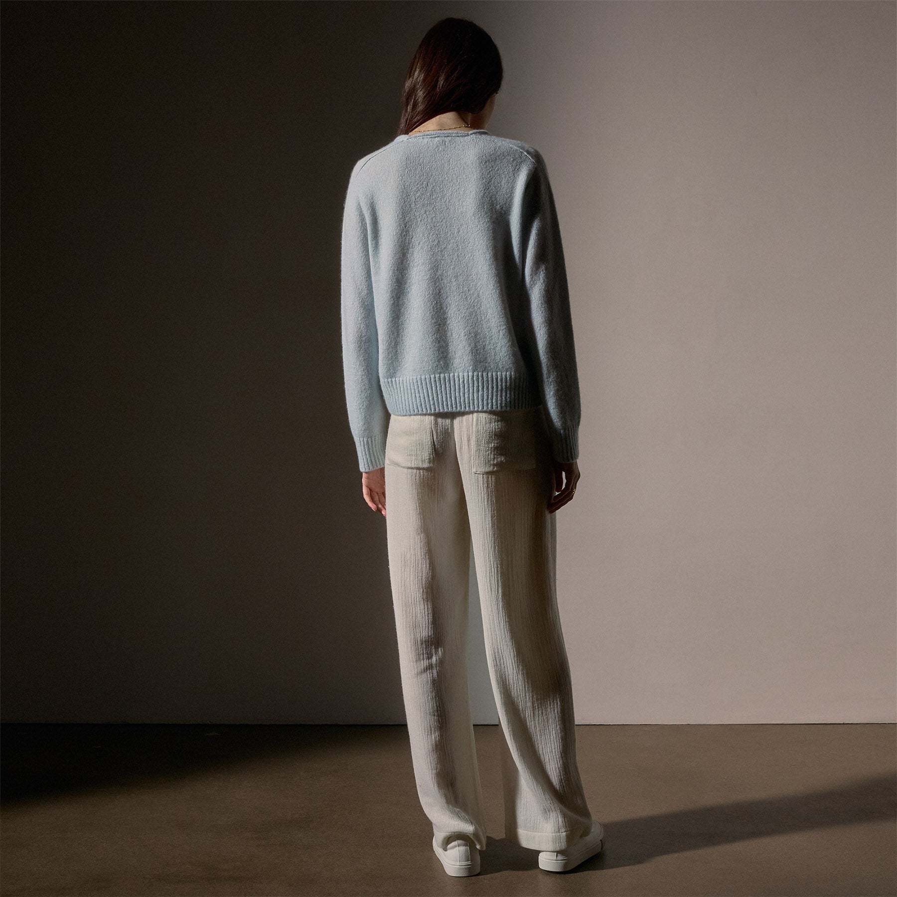 Luxury Cashmere V-Neck Sweater for Women - Soft & Cozy Pale Blue Pullover | Perfect for Winter, Office & Casual Outfits