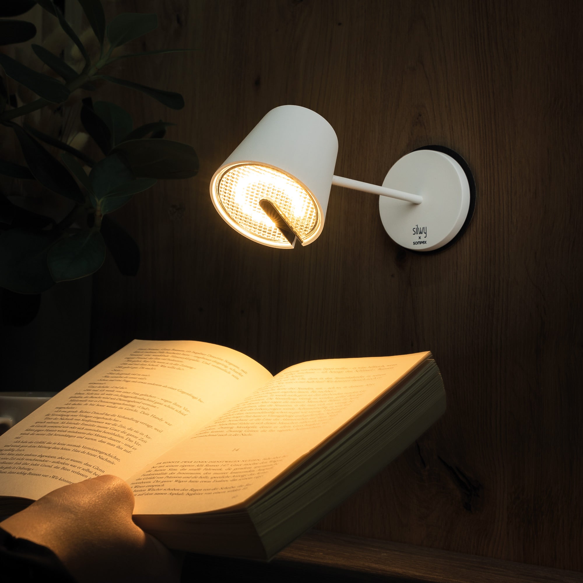 Portofino White Magnetic Light with Placemat and Pad - Perfect for Kitchen Countertops, Dining Tables, and Home Decor