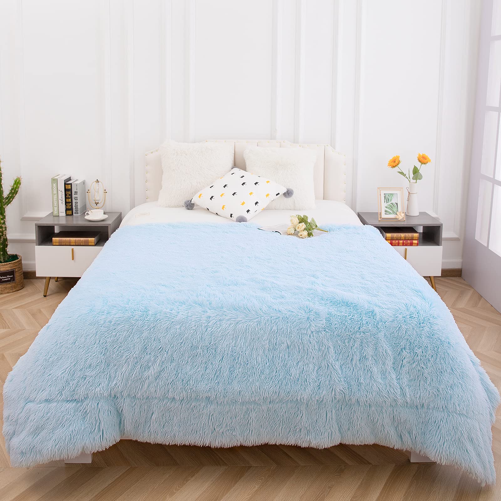 Premium Faux Fur Throw Blanket - Ultra Soft Lightweight Shaggy Plush Blanket for Couch, Bed & Chair - Warm Cozy Fluffy Decorative Blanket for Living Room, Bedroom & Office (Light Blue, 51