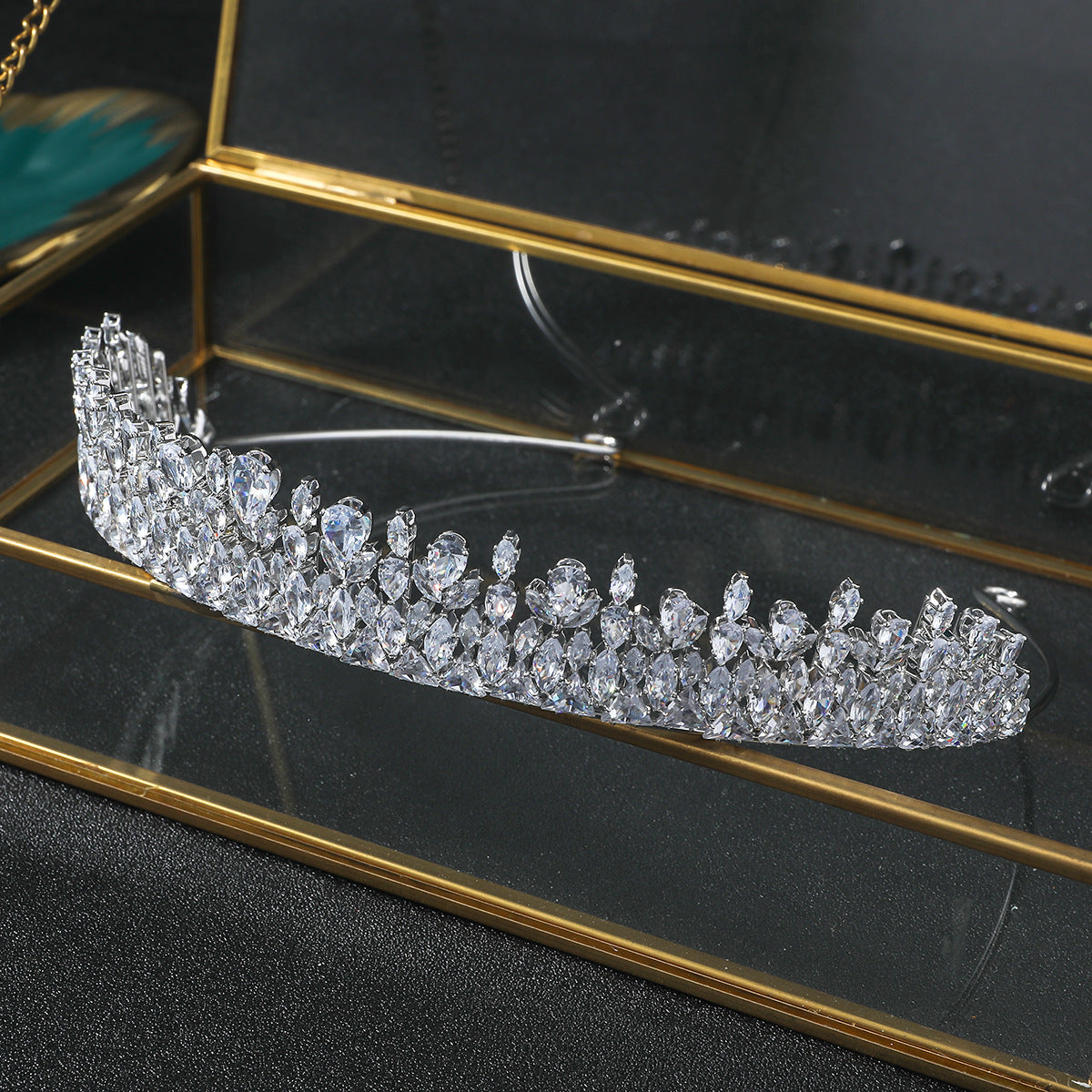 Handmade Silver Bridal Headband with 3A Zirconia Crystals – Elegant Wedding Hair Accessories for Women – Perfect for Bridal Showers, Weddings & Special Occasions