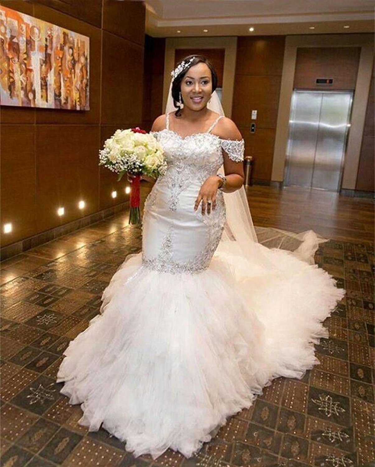 Elegant Off Shoulder Lace Wedding Dress for Women - 2024 Sexy Mermaid Bridal Gown in White | Perfect for Beach Weddings, Vow Renewals & Romantic Photoshoots