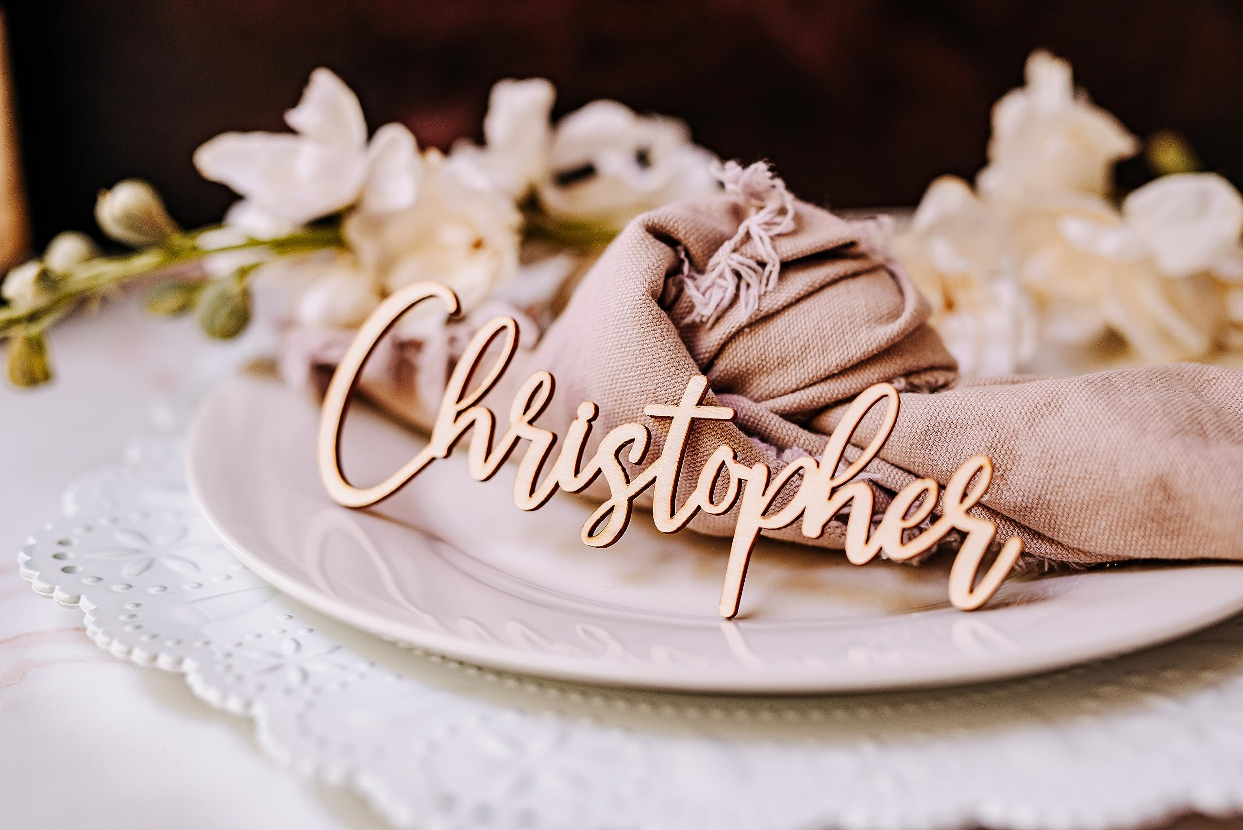 Custom Wooden Name Tags for Weddings & Birthdays - 2 Inch Tall Personalized Table Place Cards - Elegant Wedding Decor & Party Seating Signs - Perfect for Wedding Reception, Bridal Shower & Birthday Party Decorations