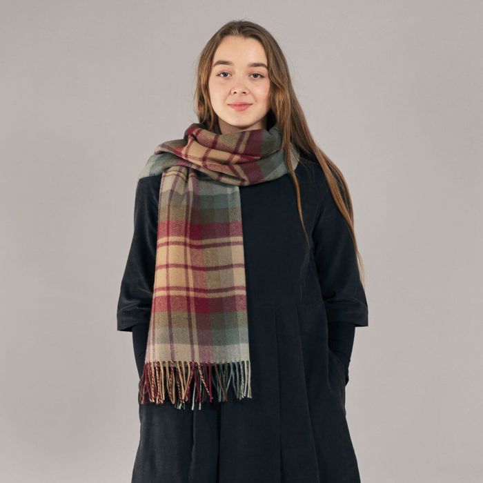 Bobbie Auld Scotland Tartan Lambswool Stole - Warm & Soft Scottish Wool Wrap for Women, Perfect for Winter, Weddings & Formal Events