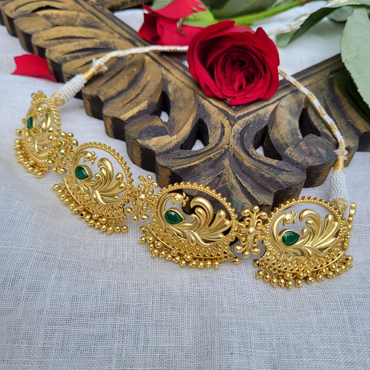 Elegant Dance of Mor Jewelry Gift Set - Choker Necklace & Stud Earrings for Women | Perfect for Birthday, Anniversary, Valentine's Day Gifts & Special Occasions