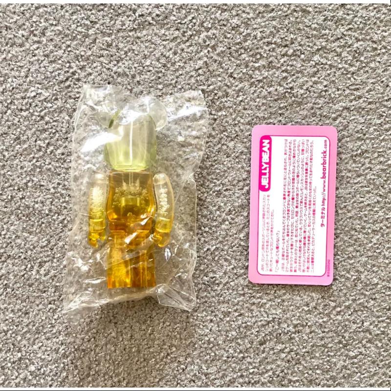 Bearbrick Series 25 JELLYBEAN YELLOW Bubble 100% Collectible Figure - Limited Edition Vinyl Art Toy for Display & Collection - Perfect for Home Decor, Office Display & Gift for Anime Fans