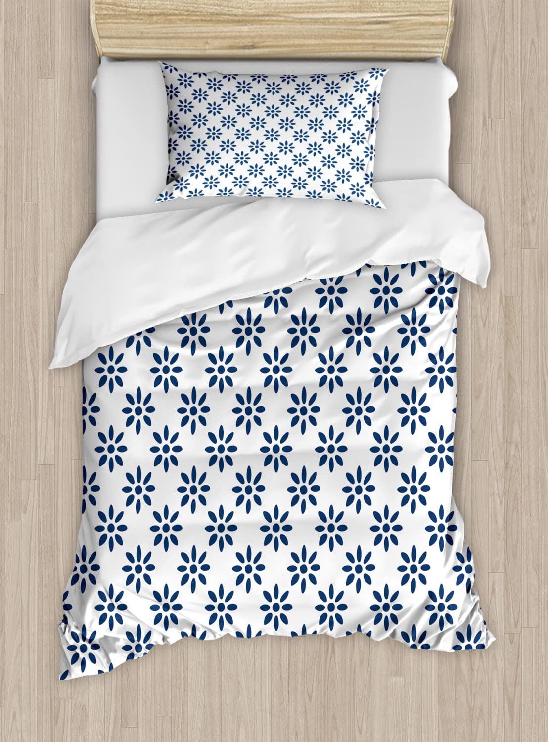Ambesonne Floral Duvet Cover Set - Abstract Blue Flower Petals Design, Twin Size 2-Piece Bedding Set with 2 Pillowcases, Lightweight Summer Comforter Cover for Guest Room, Dorm & Bedroom Decor