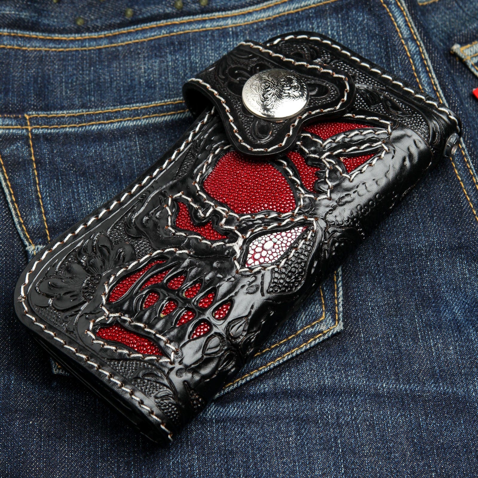Black Phantom Skull Genuine Leather Biker Wallet for Men - Heavy Duty Motorcycle Wallet with Chain - Perfect for Bikers, Riders & Motorcycle Enthusiasts