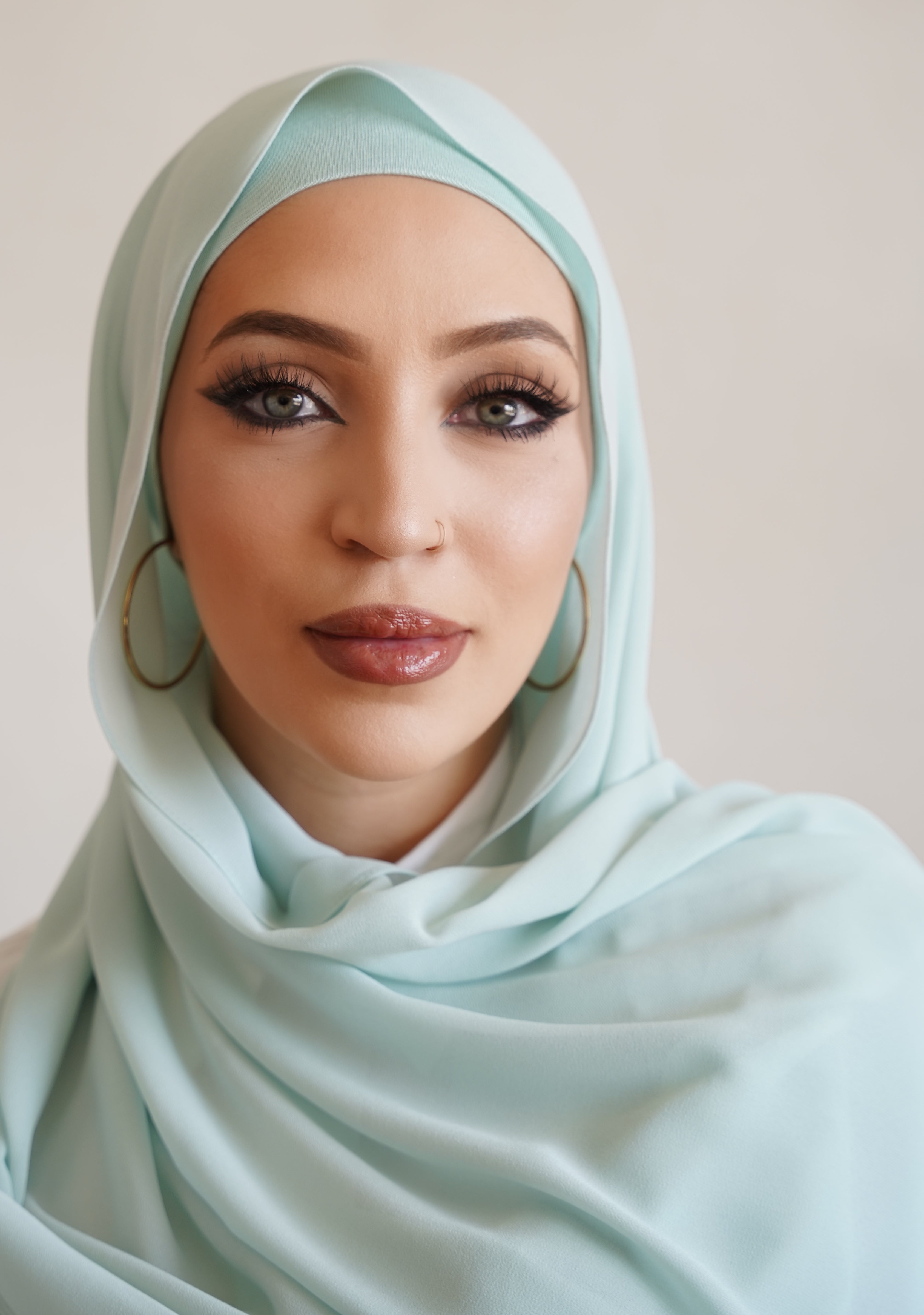 Elegant Chiffon Hijab Set with Scarf - Soft & Breathable Muslim Headwear for Women - Perfect for Prayer, Daily Wear, and Special Occasions