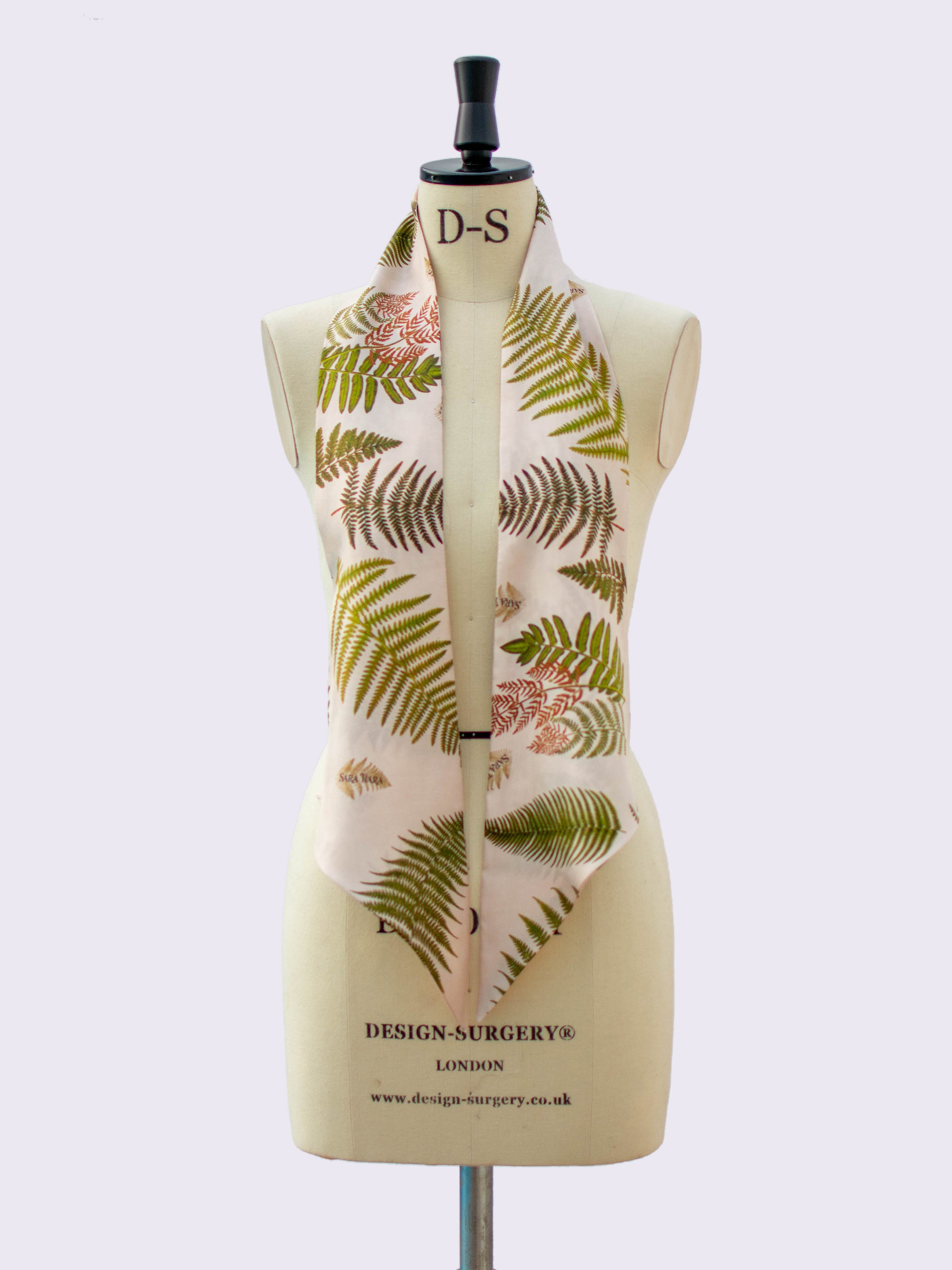 Elegant Silk Skinny Scarf with Fern Print - Lightweight Fashion Accessory for Women, Perfect for Office, Travel and Special Occasions