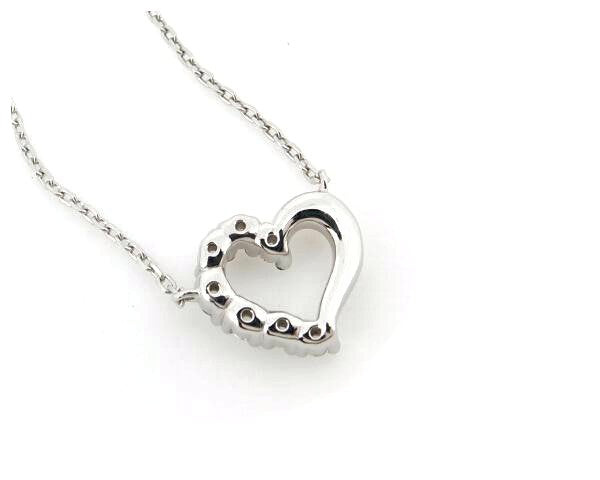4℃ Diamond Heart Pendant Necklace in Platinum 850 - Elegant Gift for Valentine's Day, Anniversary & Special Occasions