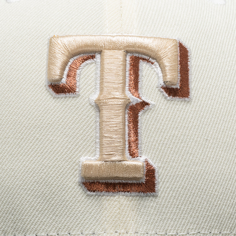 New Era Texas Rangers 59FIFTY Fitted Hat - Chrome/Black Snapback Cap for Baseball Fans & Streetwear Style