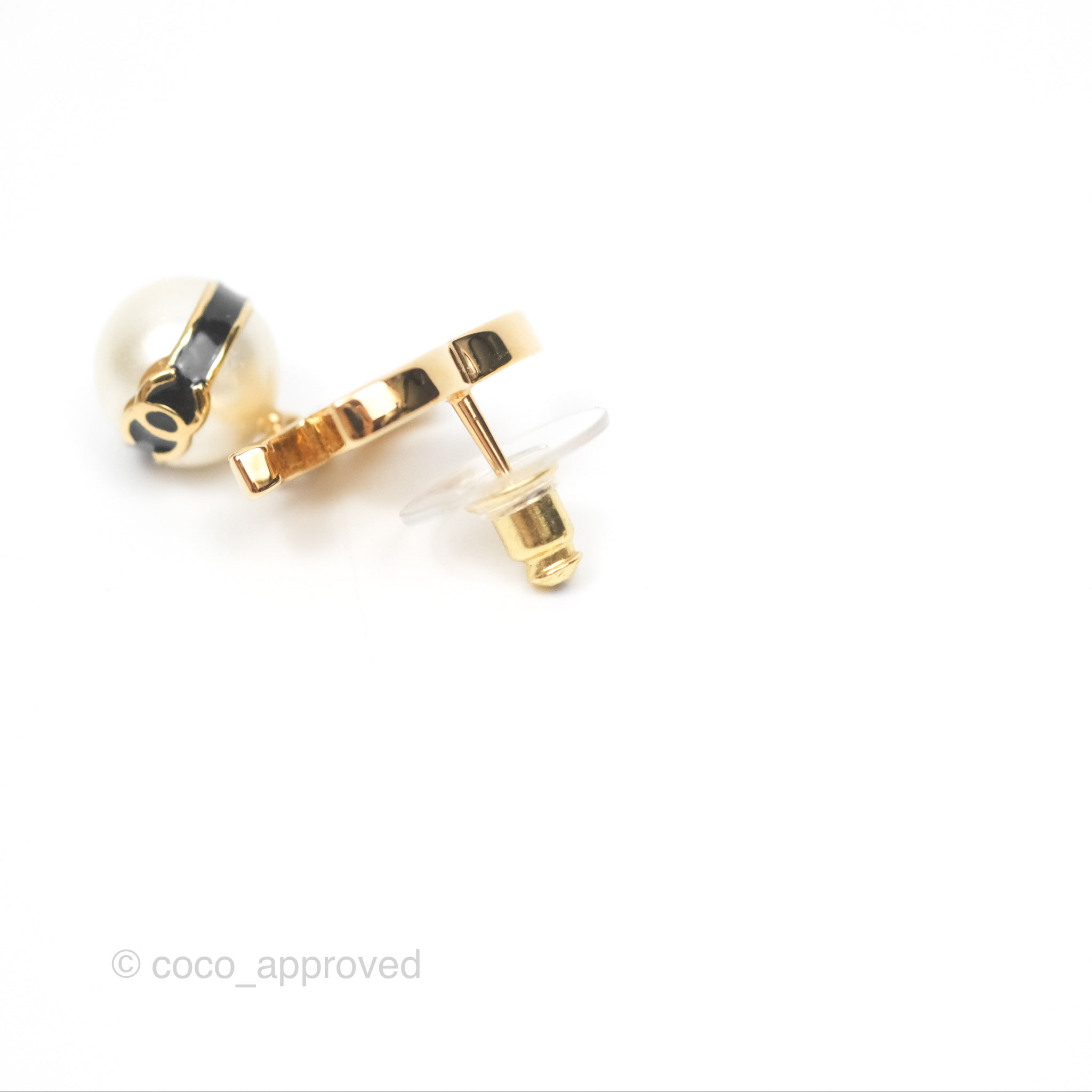 Chanel CC Pearl Earrings in Gold Tone - Luxury Fashion Jewelry for Women | Perfect for Parties, Weddings & Special Occasions
