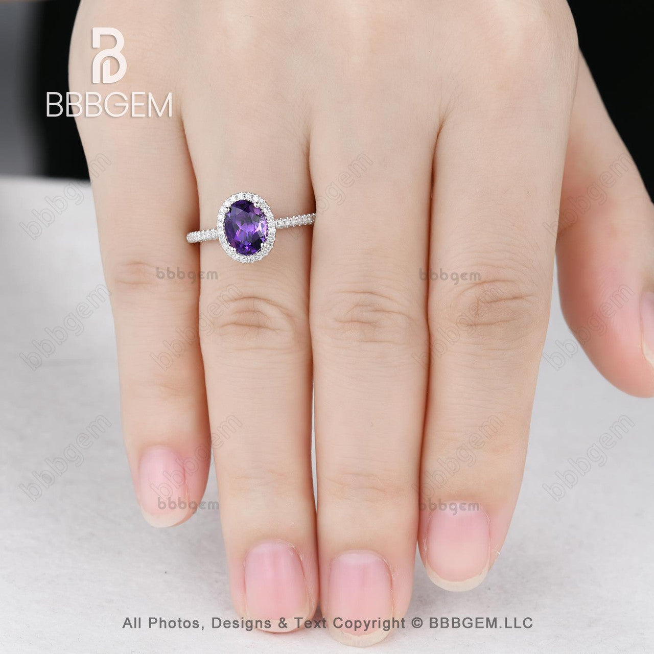 Vintage Oval Halo Moissanite & Natural Purple Amethyst Statement Ring - 14K White Gold Crystal Ring for Women - Perfect for Weddings, Anniversaries & Special Occasions