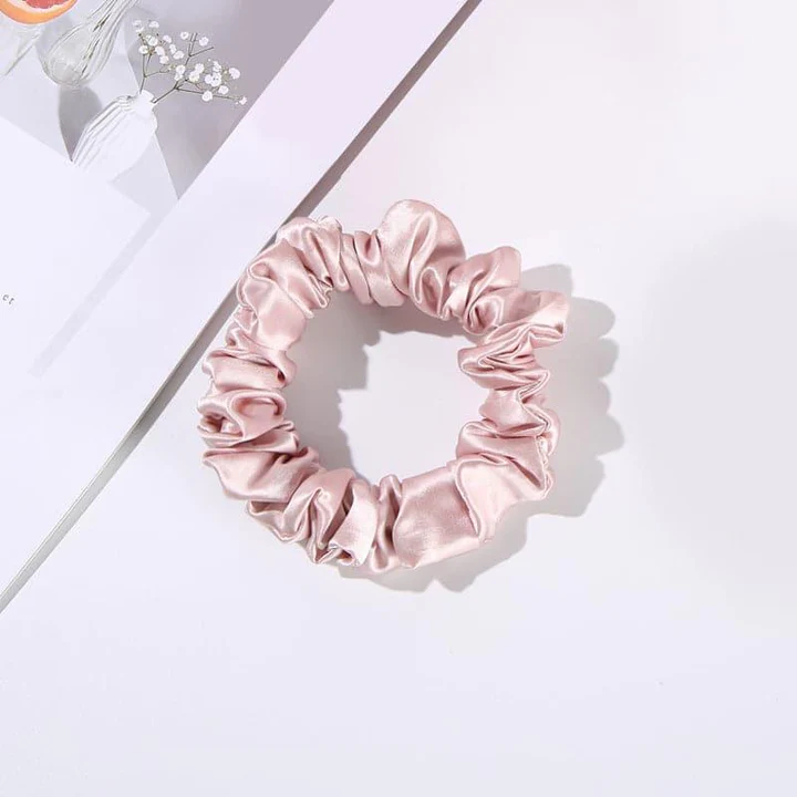 22 Momme 2.5 CM Midi Light Silk Hair Scrunchy - Soft Hair Ties for Women, Gentle on Hair - Perfect for Workouts, Office & Everyday Styling