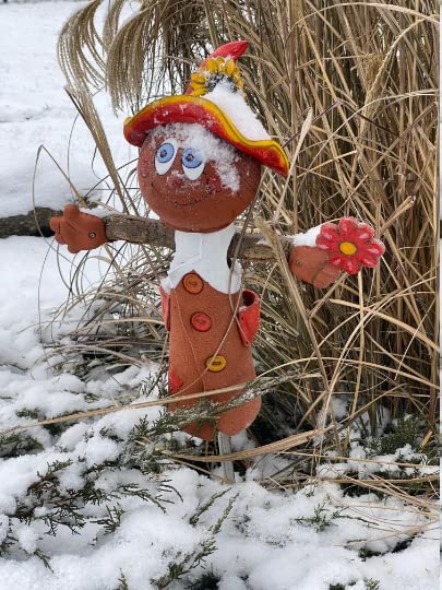 Handmade Frostproof Ceramic Scarecrow Lawn Stake - Unique Outdoor Garden Decor Statue for Men & Women - Perfect Gardening Gift for Yard, Patio & Landscape Decoration