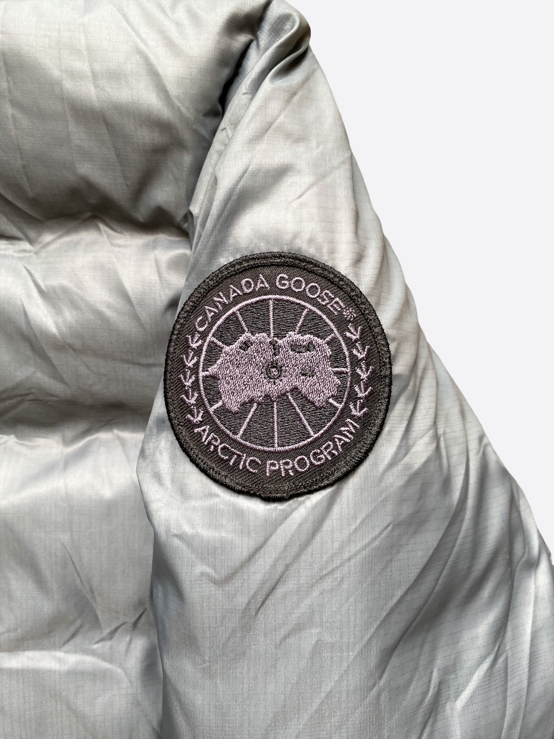 Canada Goose Branta Mid Grey Lodge Men's Waterproof Down Jacket - Winter Coat for Outdoor Activities & Urban Style