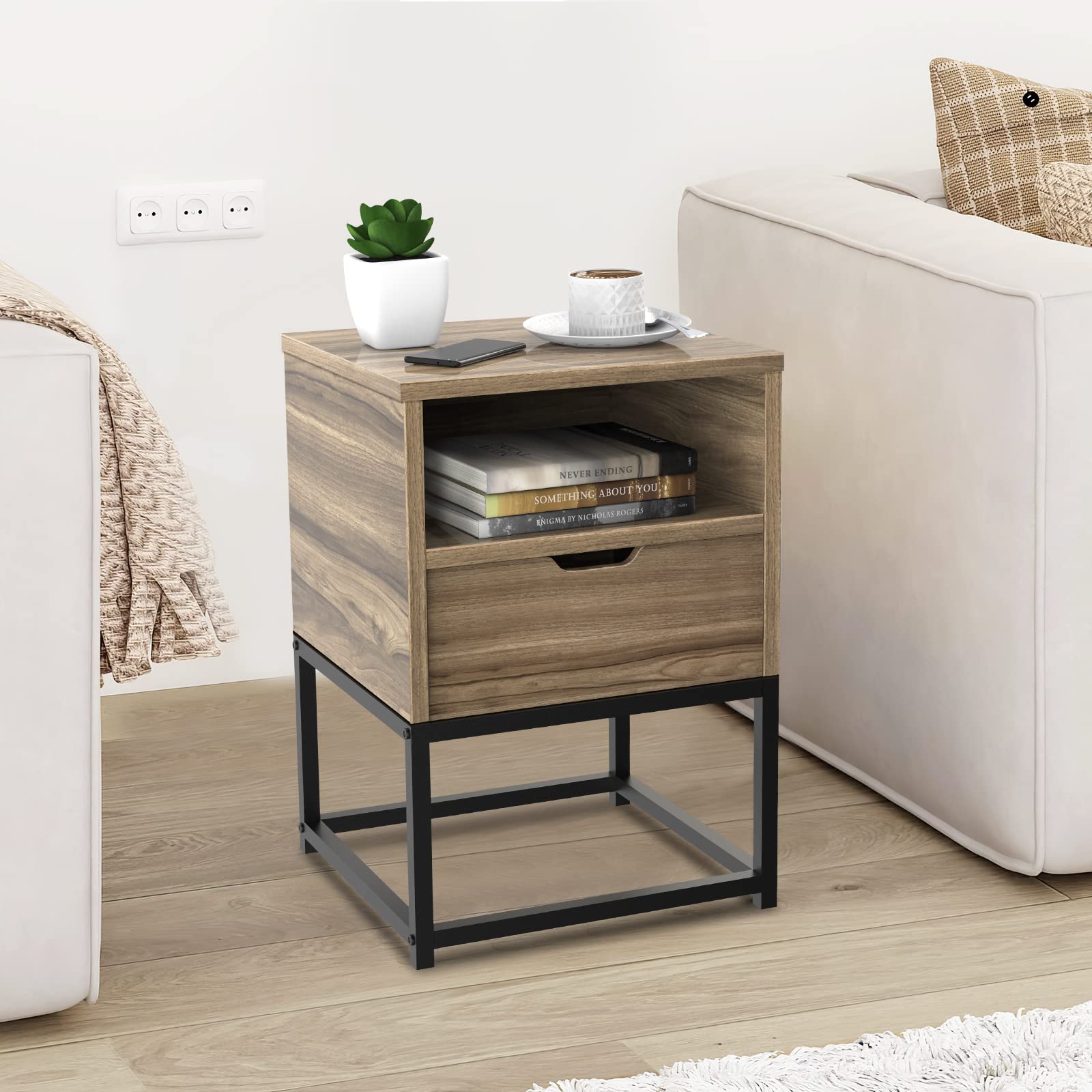 Modern Nightstand Set of 2 with Drawer & Shelf - Walnut Brown Bedside Tables for Bedroom, Living Room, Office - Easy Assembly - Perfect for Storing Books, Lamps & Bedroom Essentials