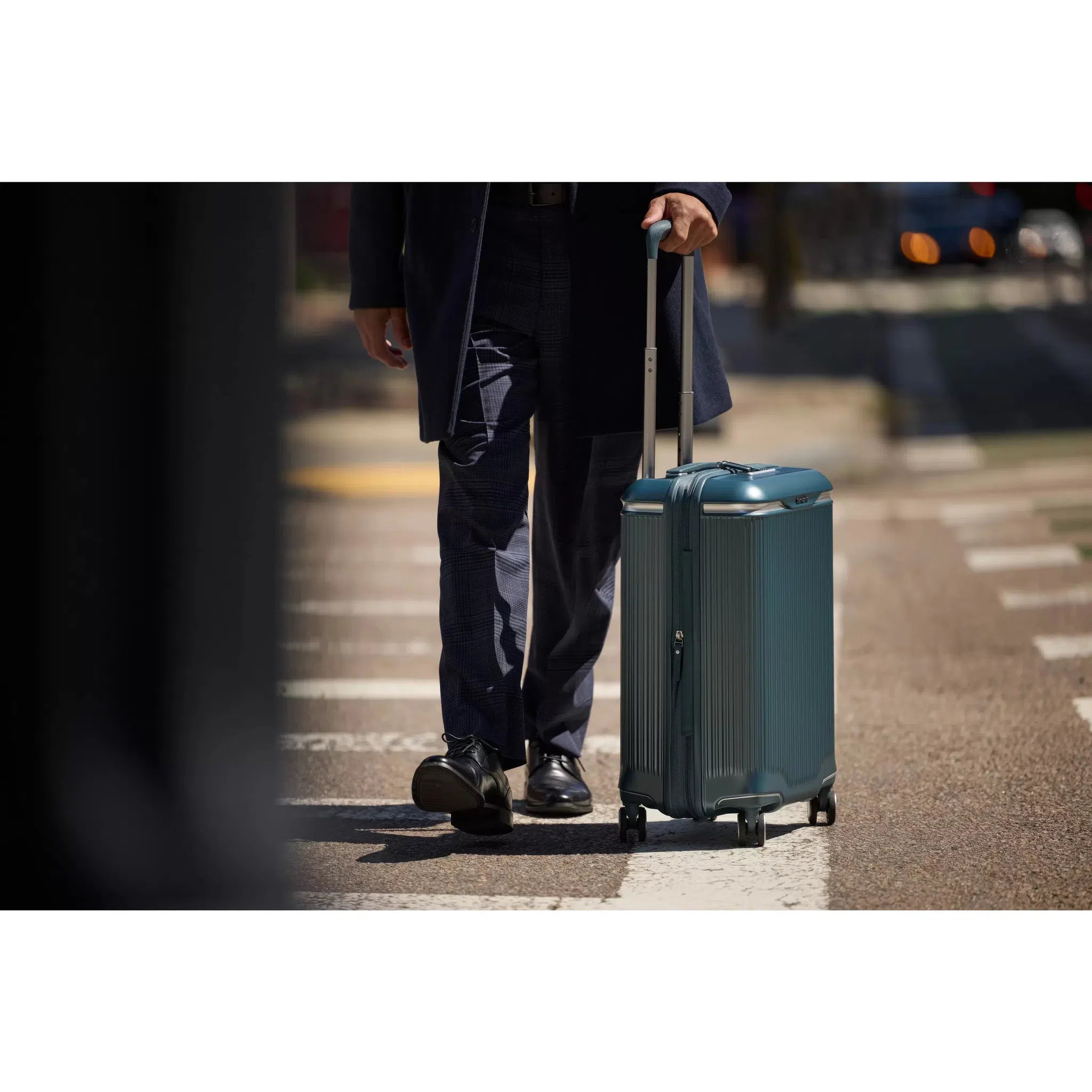 Samsonite Silhouette 18