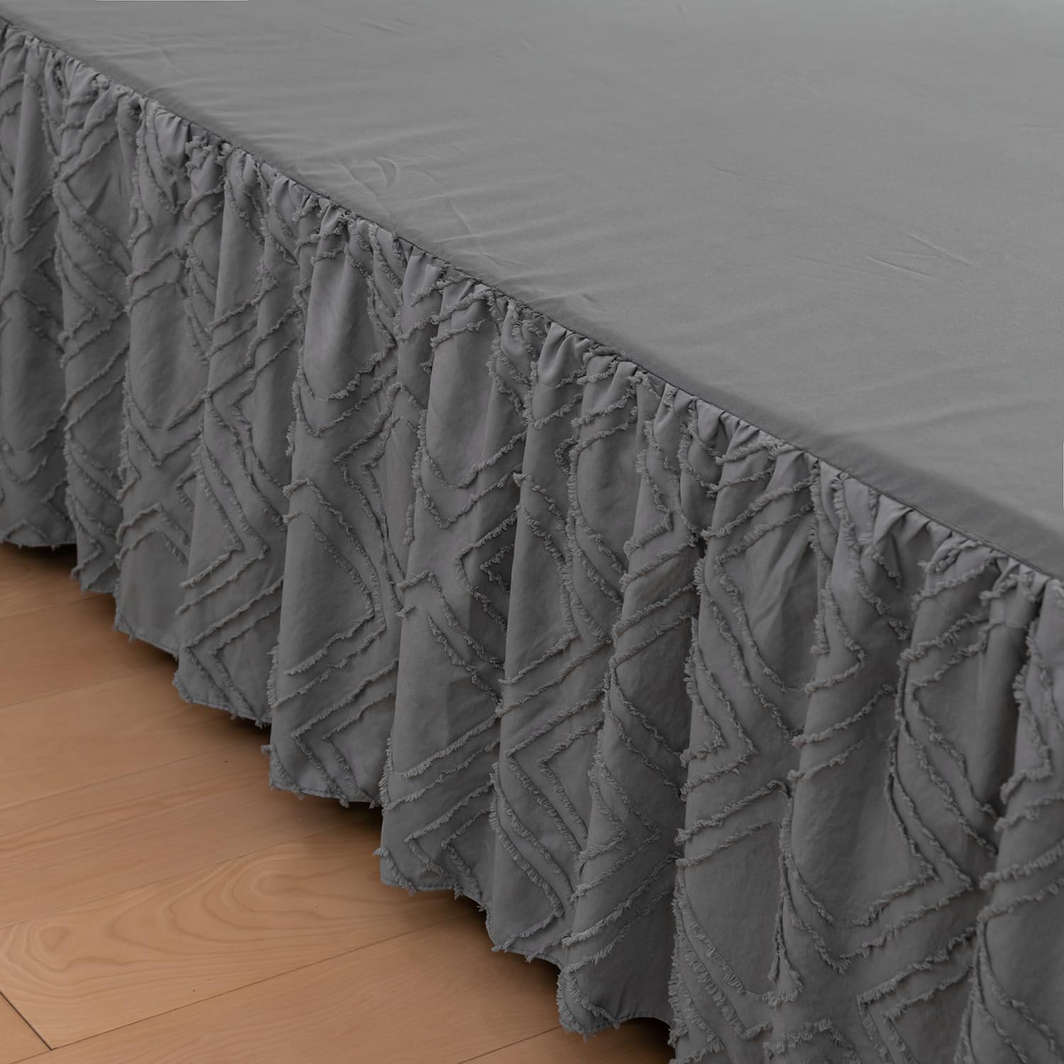 Tufted Full Size Bed Skirt - 14 Inch Drop Ruffled Bed Skirt with Split Corners | Boho Chic White & Grey Bedding | Perfect for Guest Rooms, Master Bedrooms & Airbnb Decor