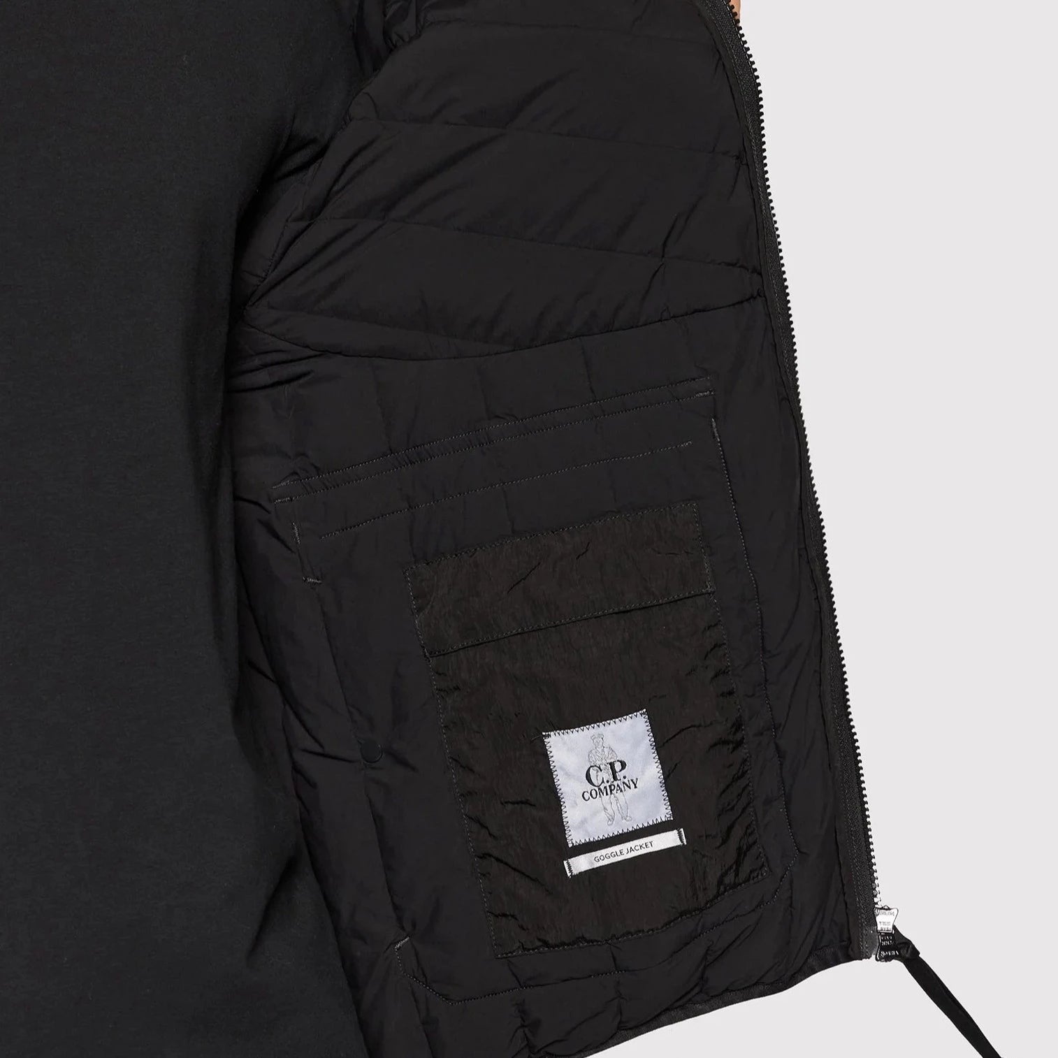 C.P. Company Black Goggle Monoblock Jacket - Waterproof Windbreaker with Detachable Hood for Urban Commuting & Outdoor Adventures
