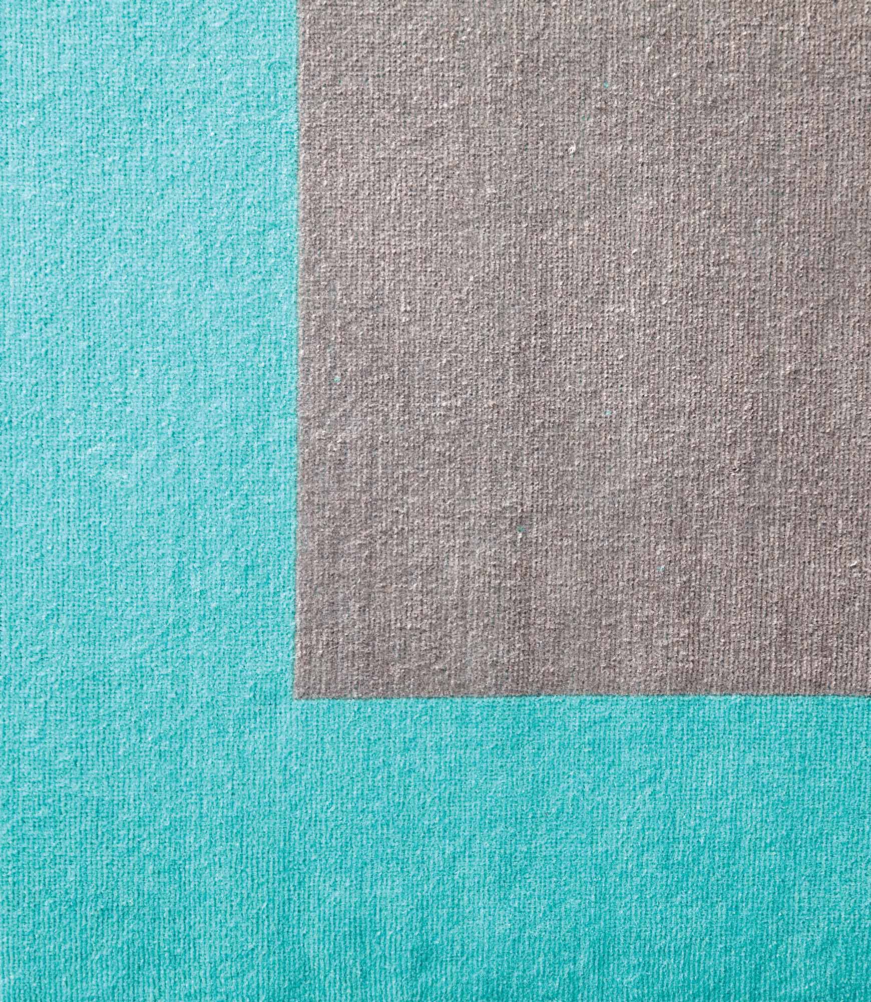 Premium Soleil Beach Towel - Extra Large, Soft & Quick-Dry - Perfect for Pool, Beach, Vacation & Outdoor Activities