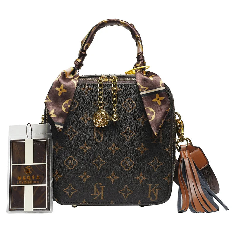 Stylish Women's Crossbody Bags - Luxury Designer Shoulder Purses & Handbags for Travel, Work & Everyday Use | Perfect as Clutch, Tote & Fashion Accessory