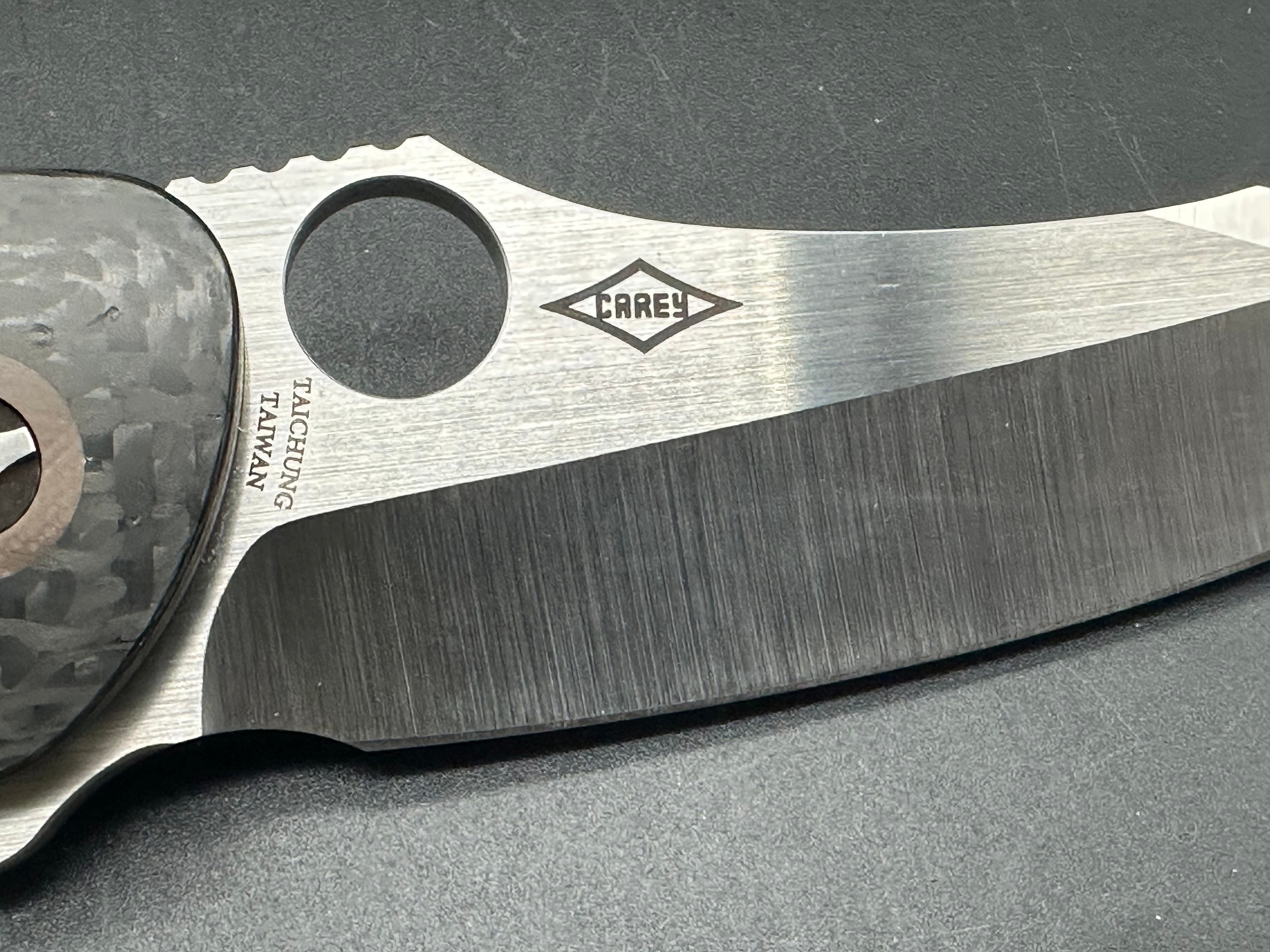Spyderco Magnitude Folding Knife - Rare Peter Carey Flipper C212CFP, CPM S30V Steel Blade with Carbon Fiber Handle | EDC, Outdoor, Camping & Survival Gear