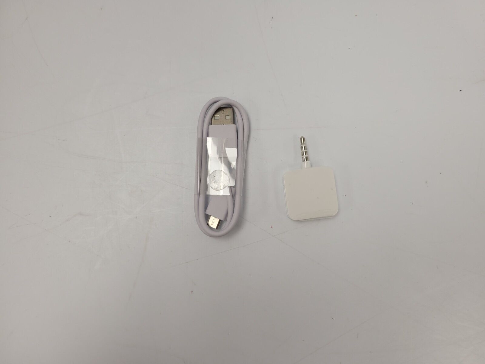 Square Card Reader for Contactless & Chip Payments - Mobile Credit Card Processor for Small Businesses - Perfect for Retail Stores, Food Trucks & Market Vendors