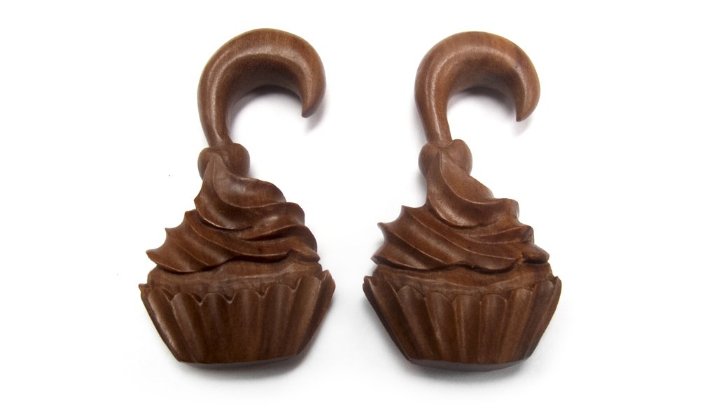 4G (5mm) Wooden Cupcake Ear Plugs - Organic Body Jewelry for Stretched Ears | Perfect for Daily Wear, Parties & Alternative Fashion