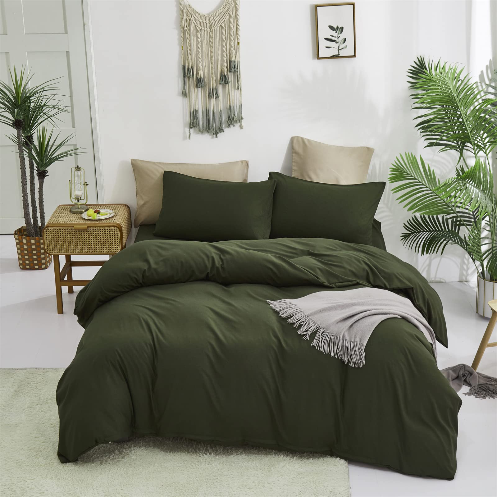 Army Green King Comforter Set - 3 Piece Breathable Cotton Bedding Set with Olive Green Solid Blanket & Quilt | Modern Hunter Green Bedspread for Men | Perfect for Master Bedroom, Guest Room & Dorm Decor