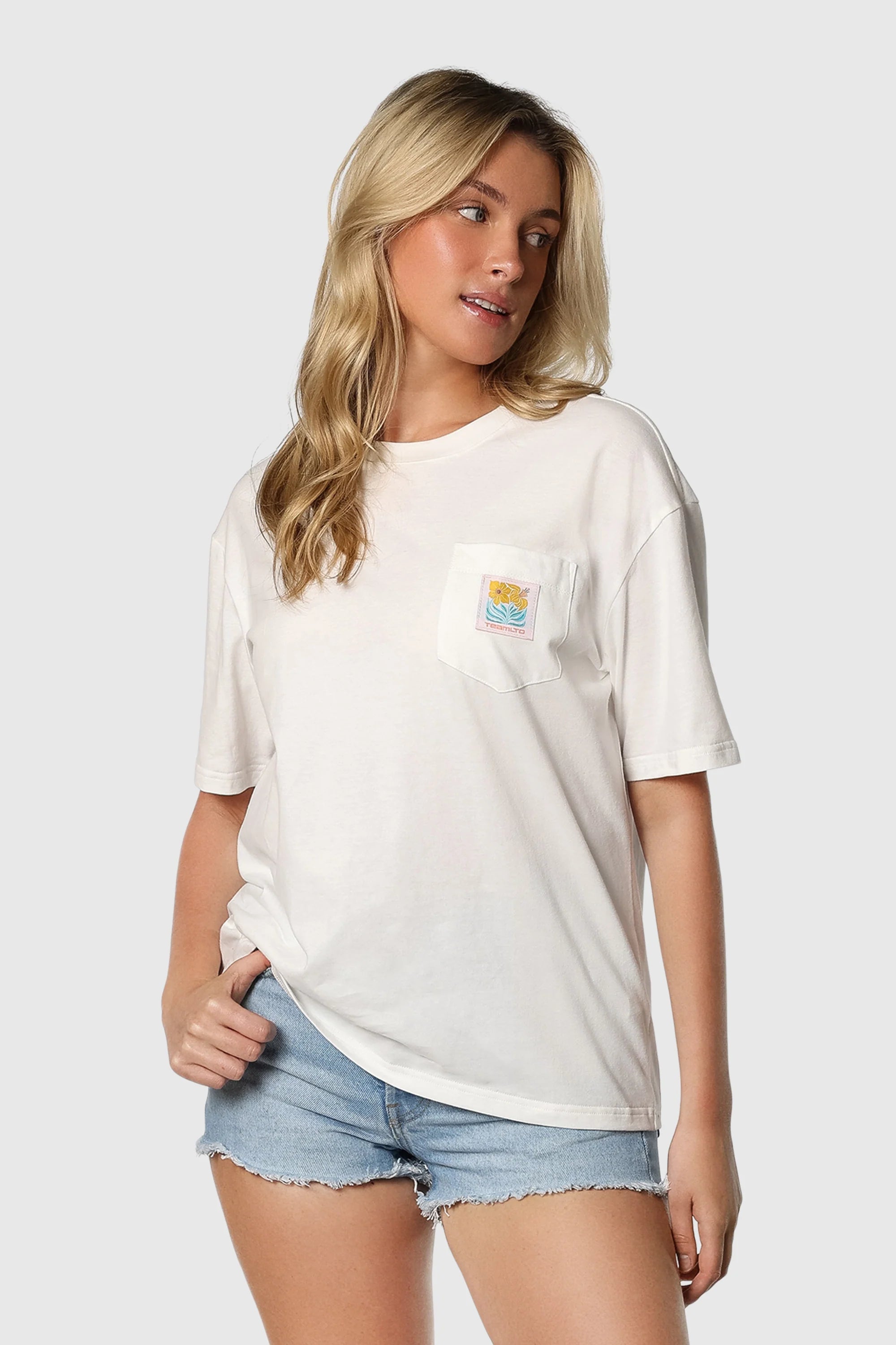 Premium Pocket T-Shirt for Men - Soft Cotton Crew Neck Tee with Chest Pocket - Perfect for Casual Wear, Work & Everyday Comfort