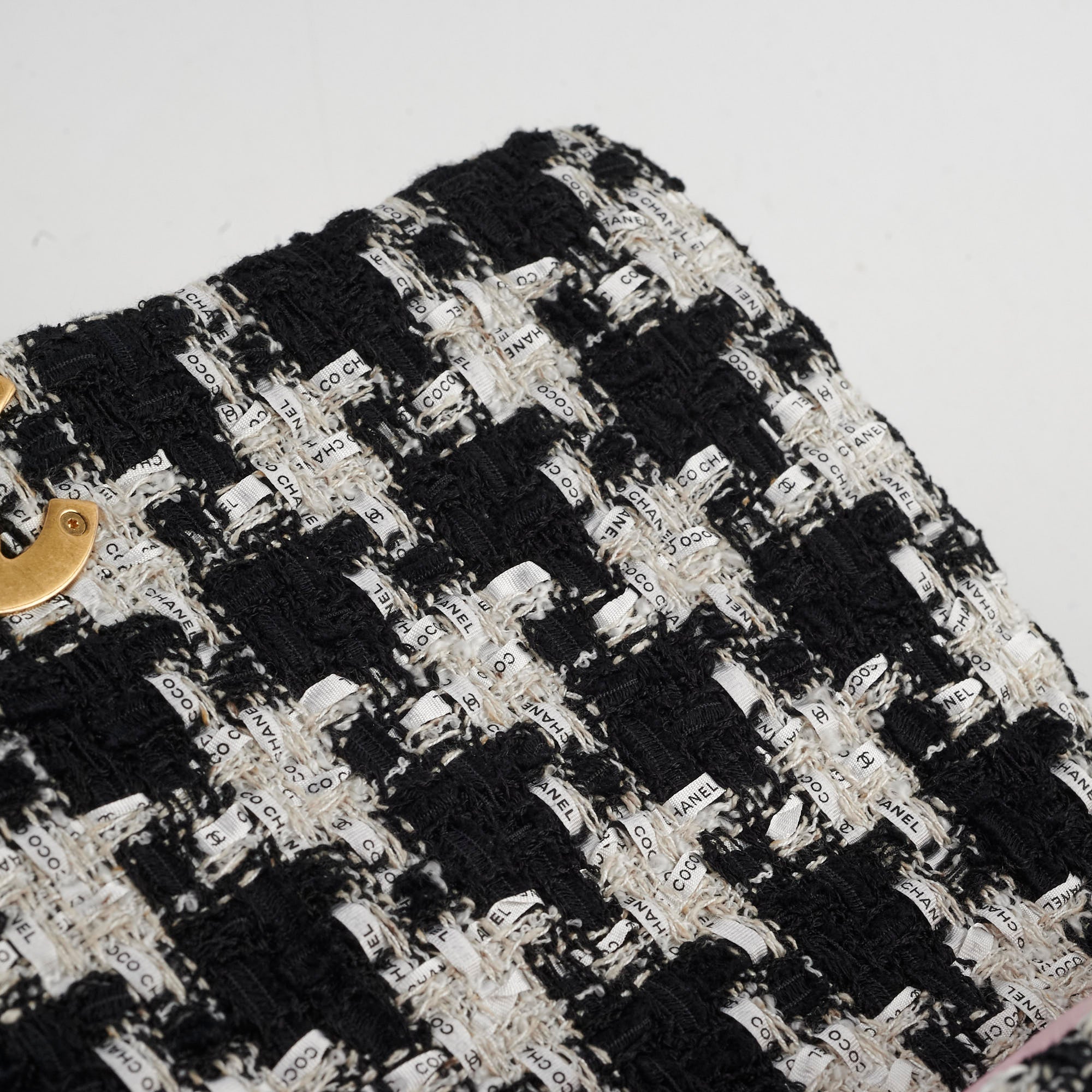 Chanel 19 Tweed Handbag Medium/Large Flap Bag 2020 Collection - Luxury Designer Shoulder Bag for Women, Perfect for Work, Parties & Special Occasions