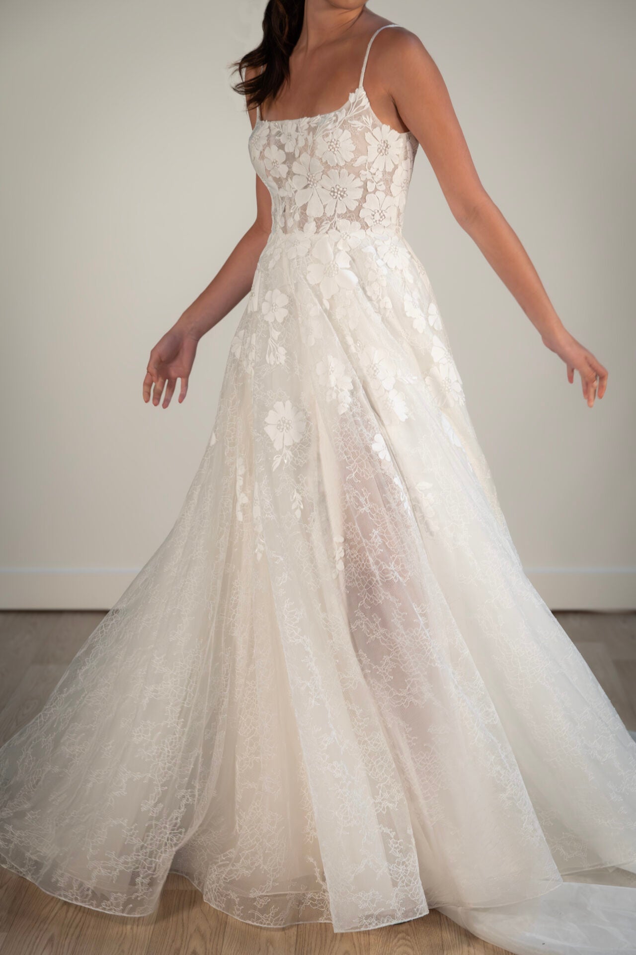Joanna Stella York - Elegant Women's Fashion Dresses & Outfits for Parties, Weddings & Special Occasions
