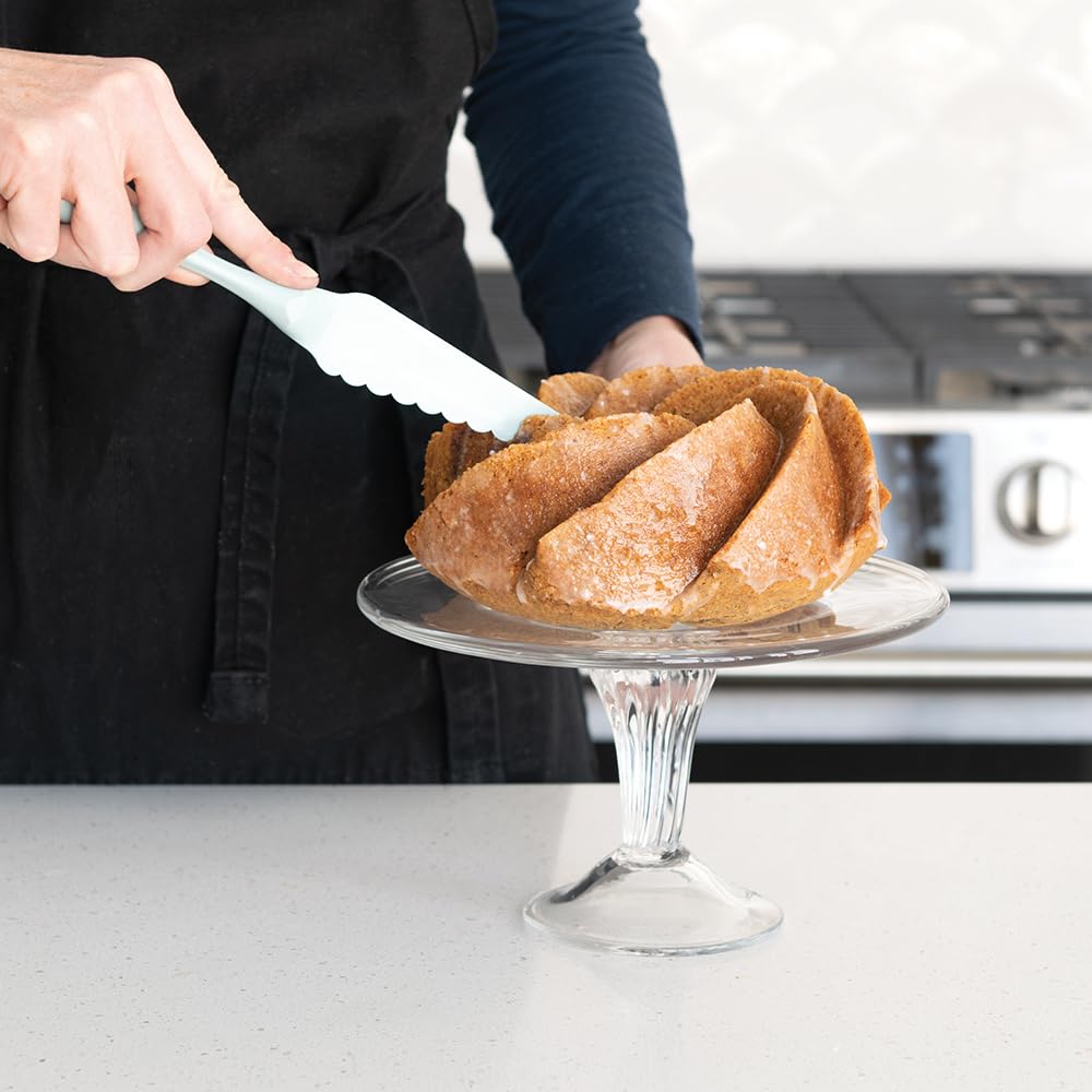 Nordic Ware Bundt Cake Finishing Tool Kit - Essential Baking Set for Perfect Cake Release & Decoration | Ideal for Home Bakers & Professional Chefs