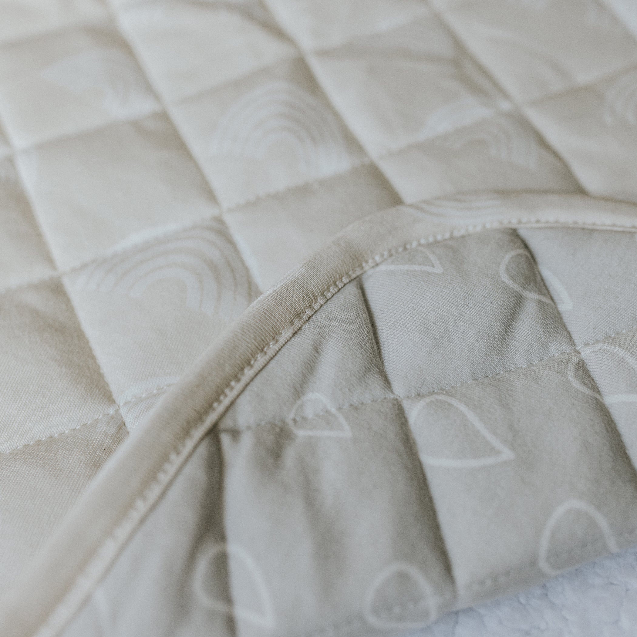 Nordic Reversible Baby Cot Quilt - Soft Grey & Sand Color - Perfect for Nursery, Crib, and Toddler Bed Comfort