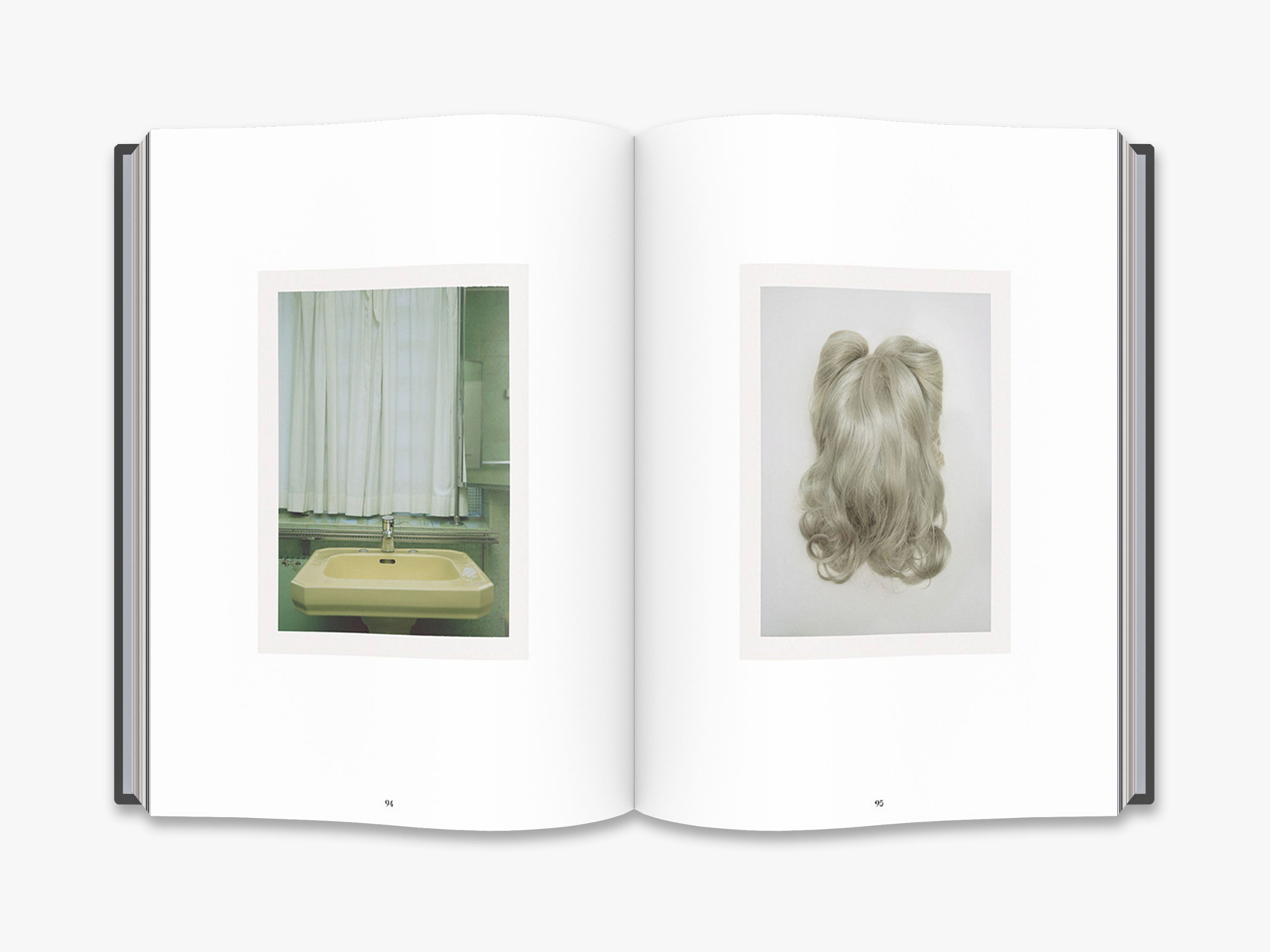 Anja Niemi: In Character - Fine Art Photography Book for Collectors & Enthusiasts | Perfect for Home Decor, Gifts & Art Inspiration