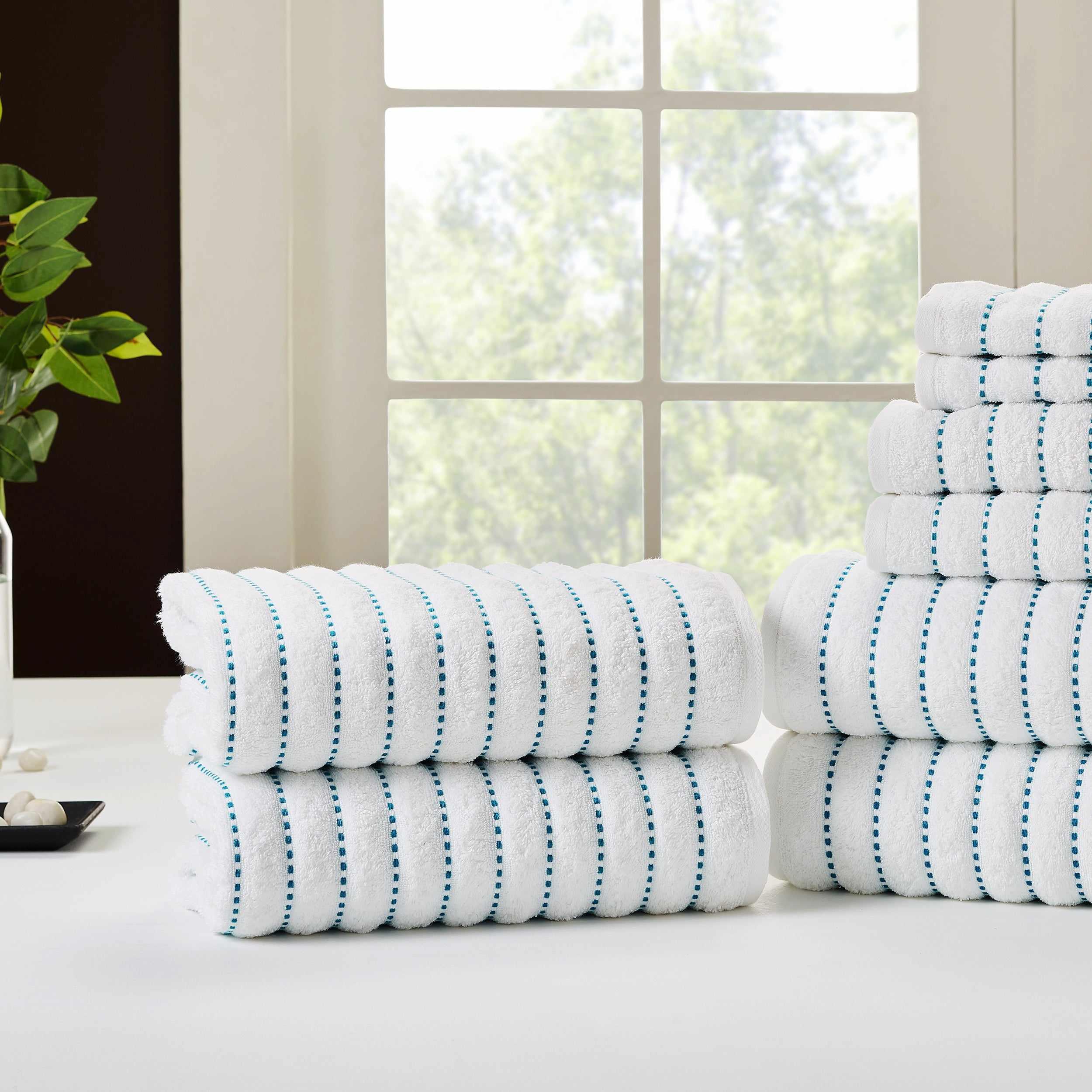 Premium Organic Cotton 8-Piece Bath Towel Set - 650 GSM Ultra Soft & Absorbent - Perfect for Spa, Bathroom, Beach & Gym Use