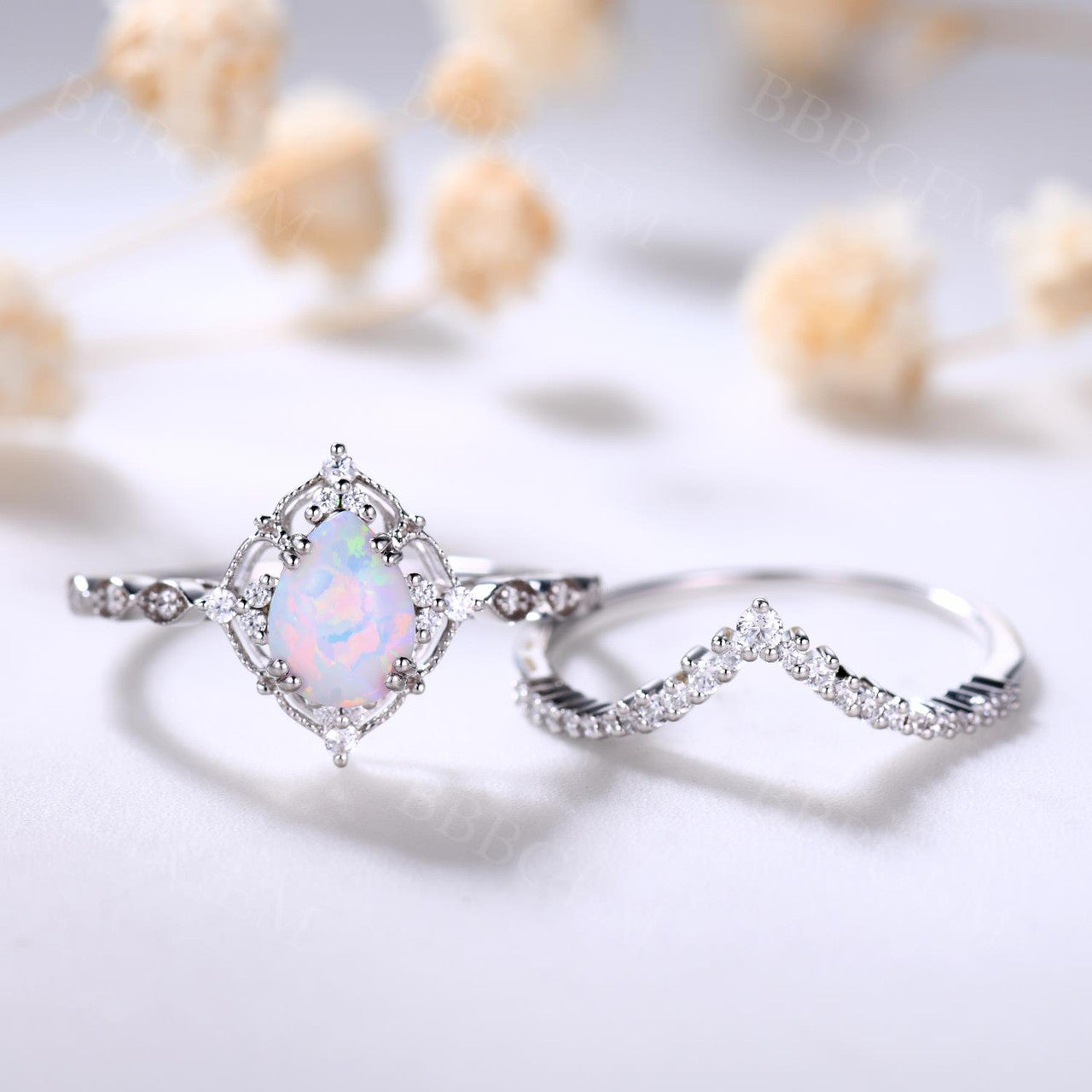 Vintage White Opal Engagement Ring Set - 14K Rose Gold Wedding Band for Women, Bridal Anniversary Jewelry Gift (Perfect for Proposals, Weddings & Romantic Occasions)