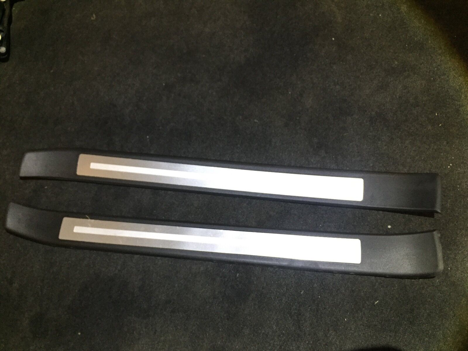 05-08 Audi A4 Front Right & Left Side Door Sill Plates (2-Piece Set) - OEM Replacement Parts for Car Interior Protection & Style Enhancement