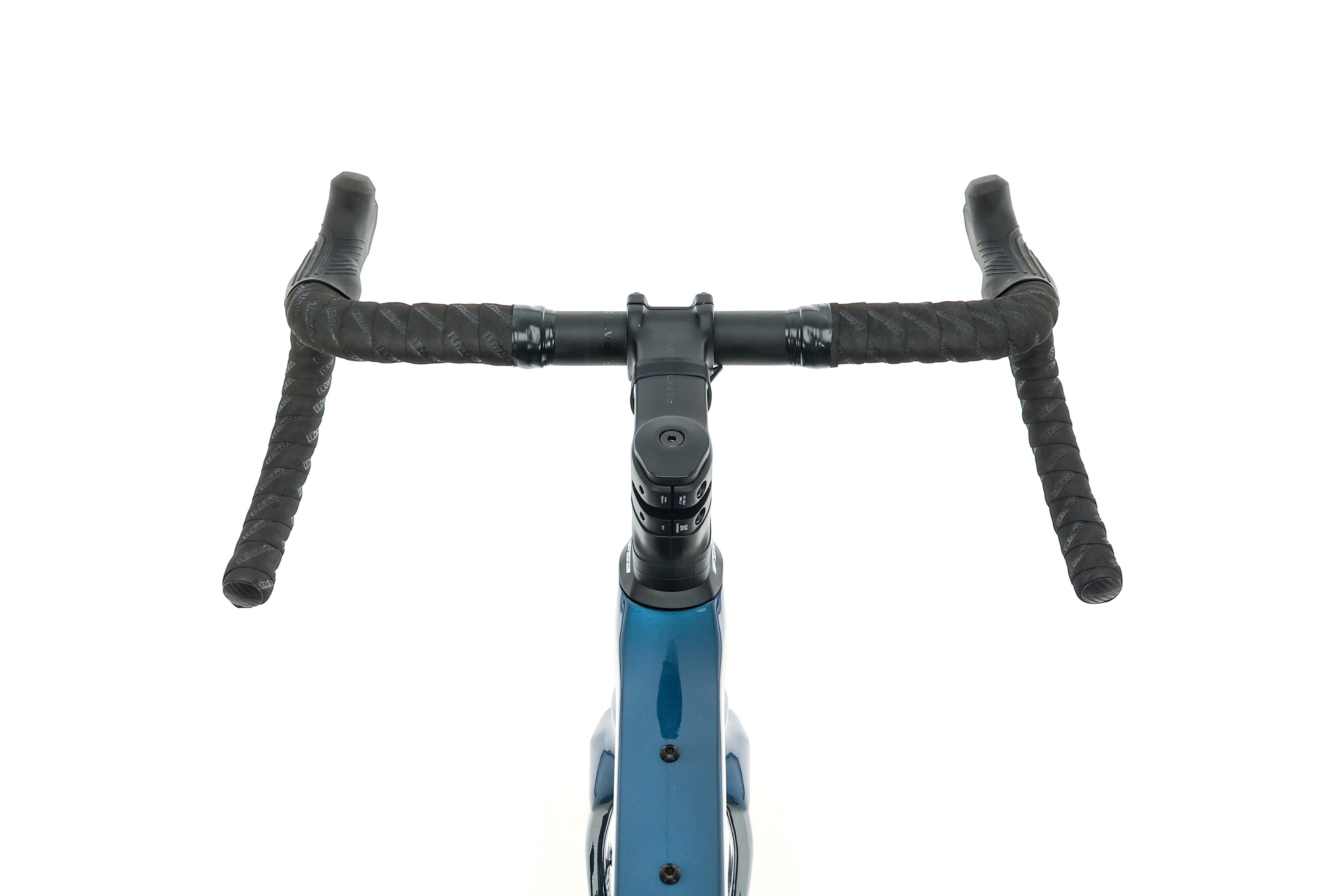 Bianchi Arcadex GRX 810 Di2 Gravel Bike 2023 - Medium Size for Men & Women | Perfect for Off-Road Adventures, Commuting & Long-Distance Cycling