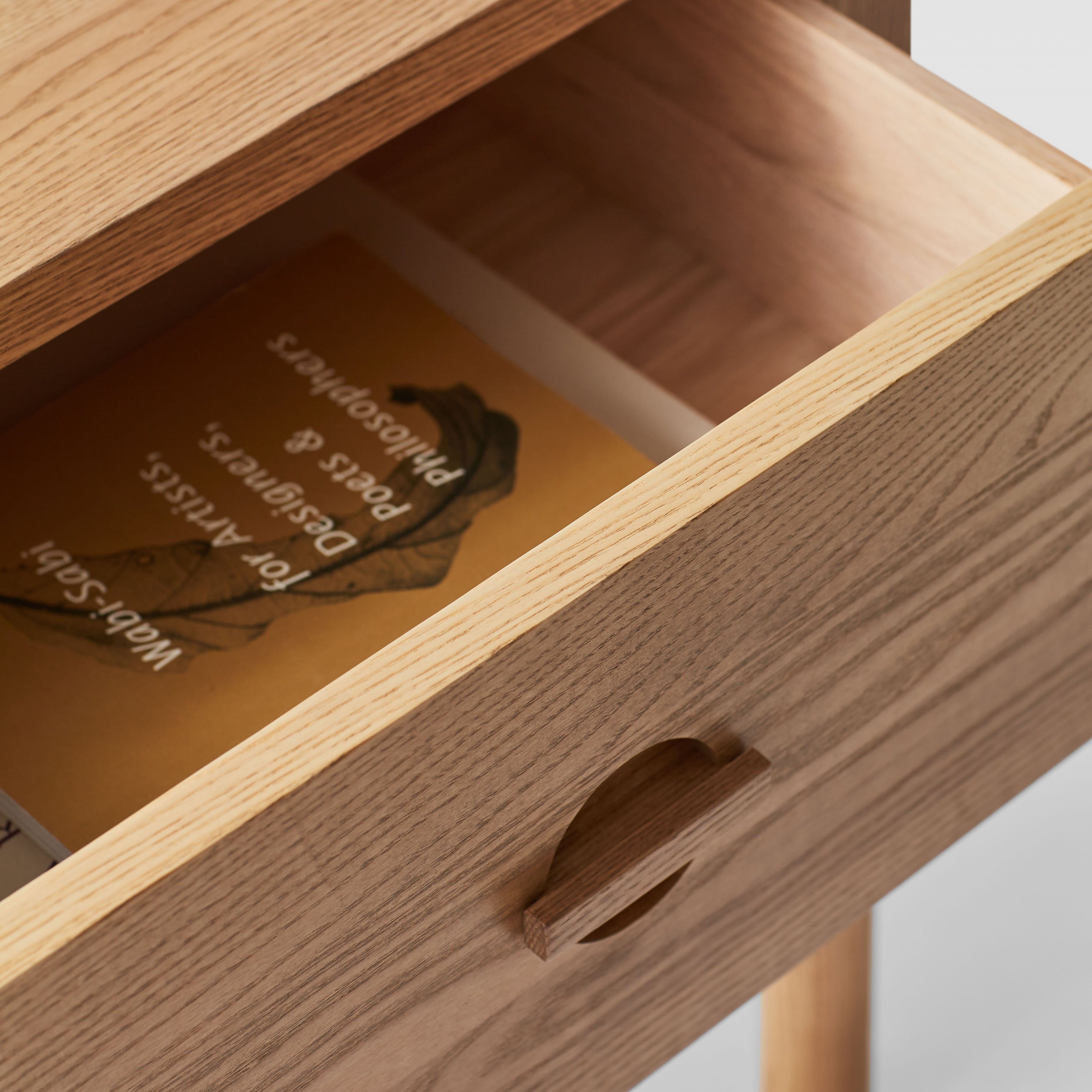 Stylish Avon Nightstand with Drawer - Modern Bedside Table for Bedroom, Living Room, or Office - Perfect for Storage and Decor