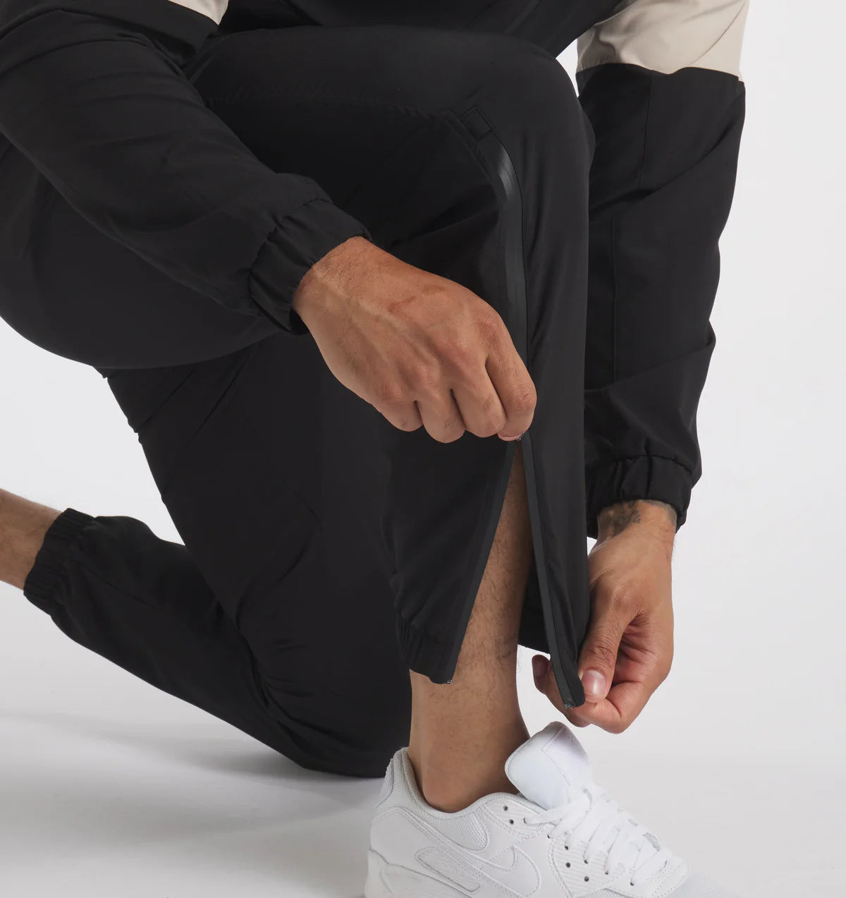 Men's Water-Resistant Track Pants - Black | Lightweight Quick-Dry Joggers for Running, Gym & Outdoor Activities
