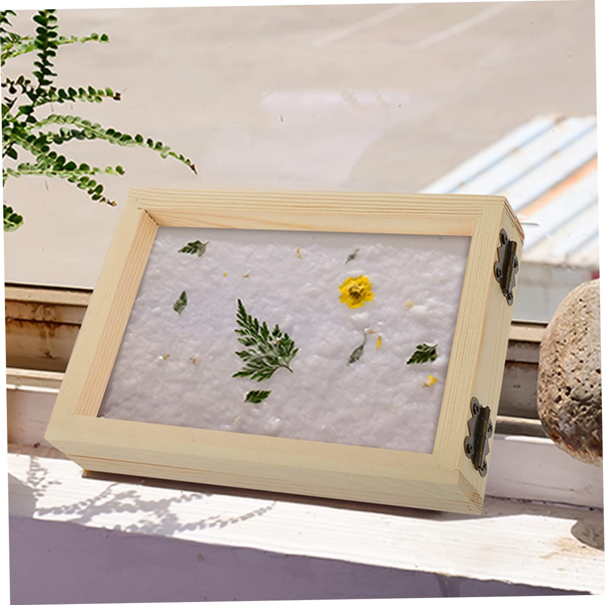 FUNOMOCYA 3-Piece DIY Paper Screen Printing Frame Kit - Small Square Picture Frames for Paper Making, Wooden Puzzle & Hand Model Crafts - Perfect for Kids Art Projects, Classroom Activities & DIY Home Decor
